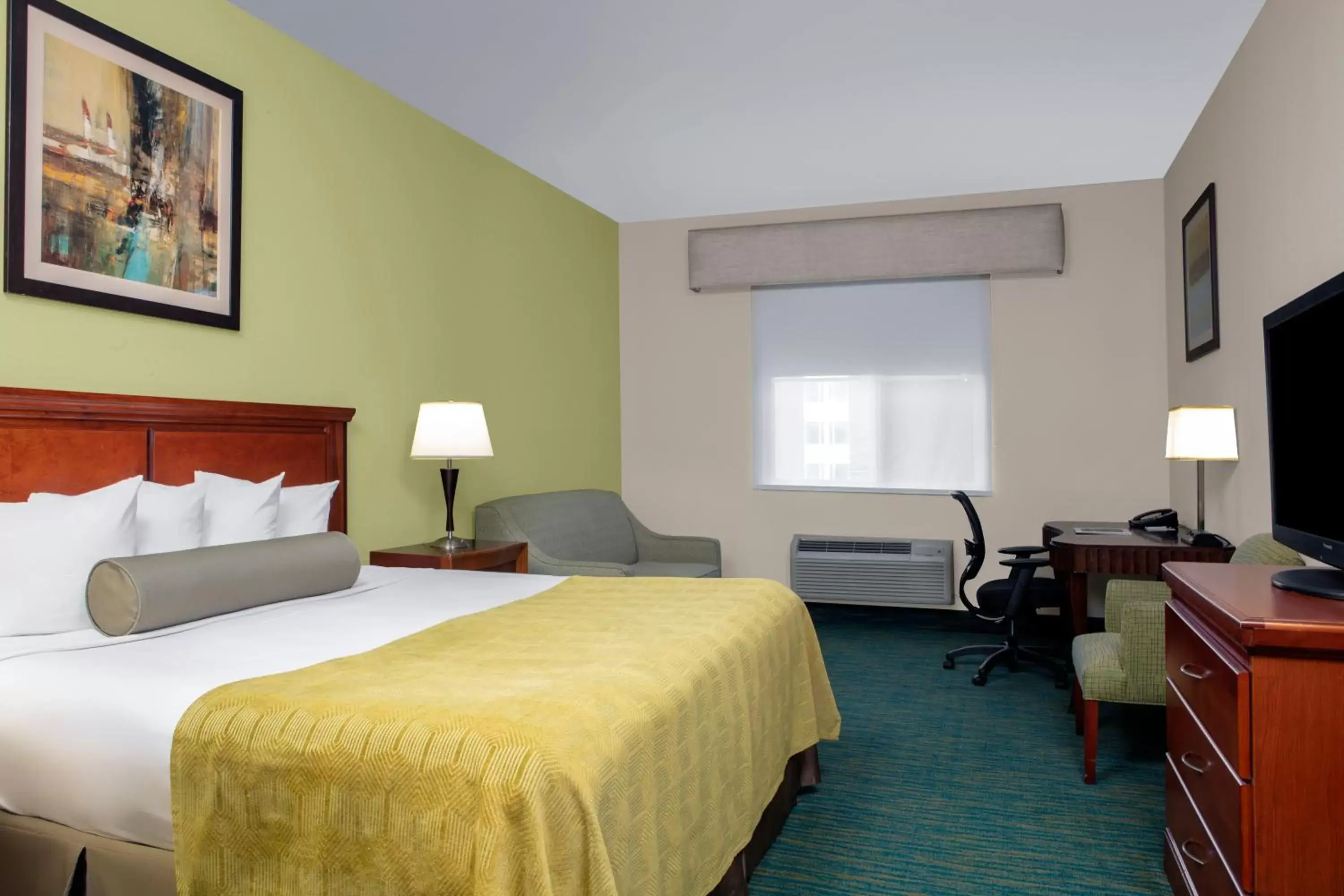 Bedroom, Bed in Best Western Plus Miami-Doral/Dolphin Mall