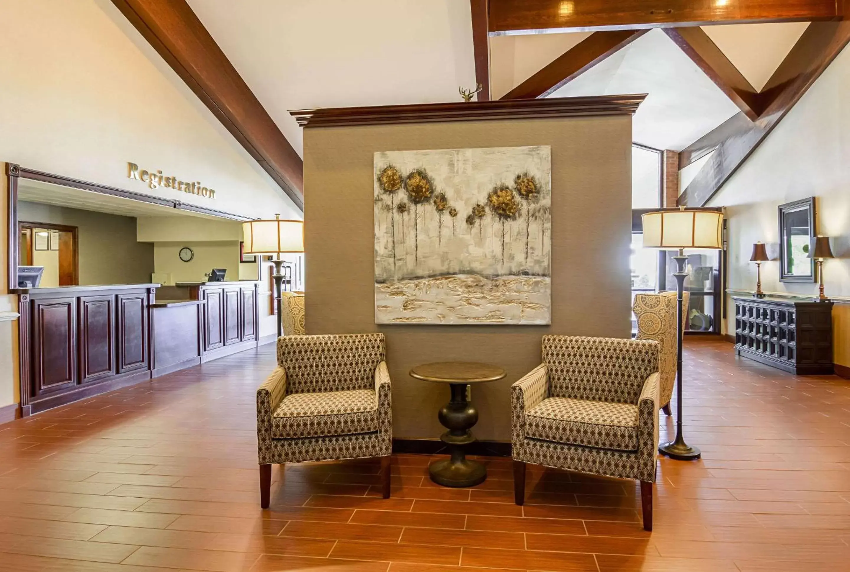 Lobby or reception, Lobby/Reception in Clarion Inn Harpers Ferry-Charles Town