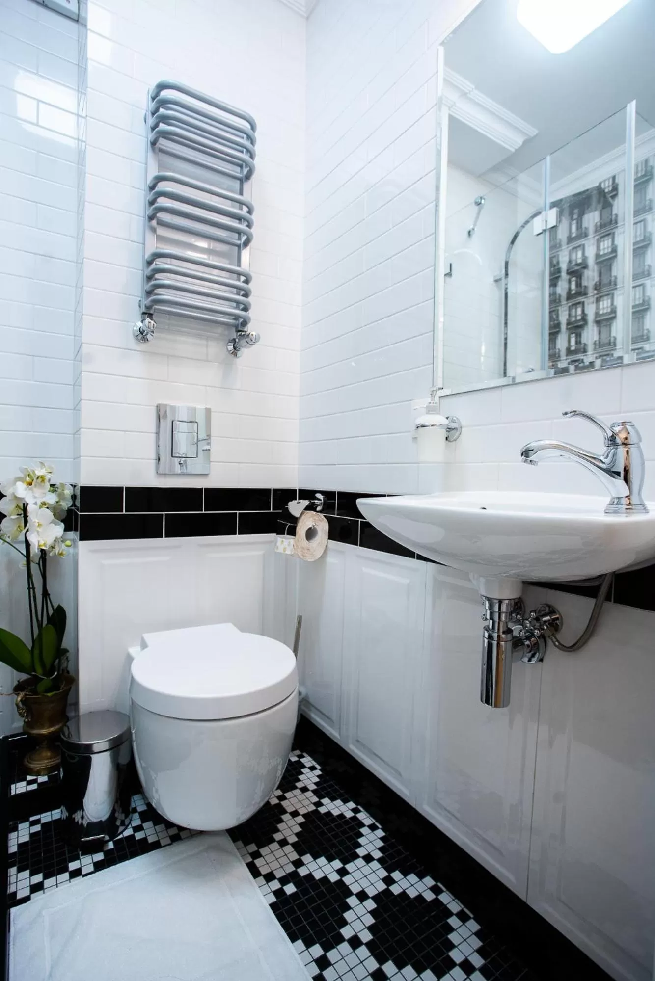 Shower in Willa Krakowska