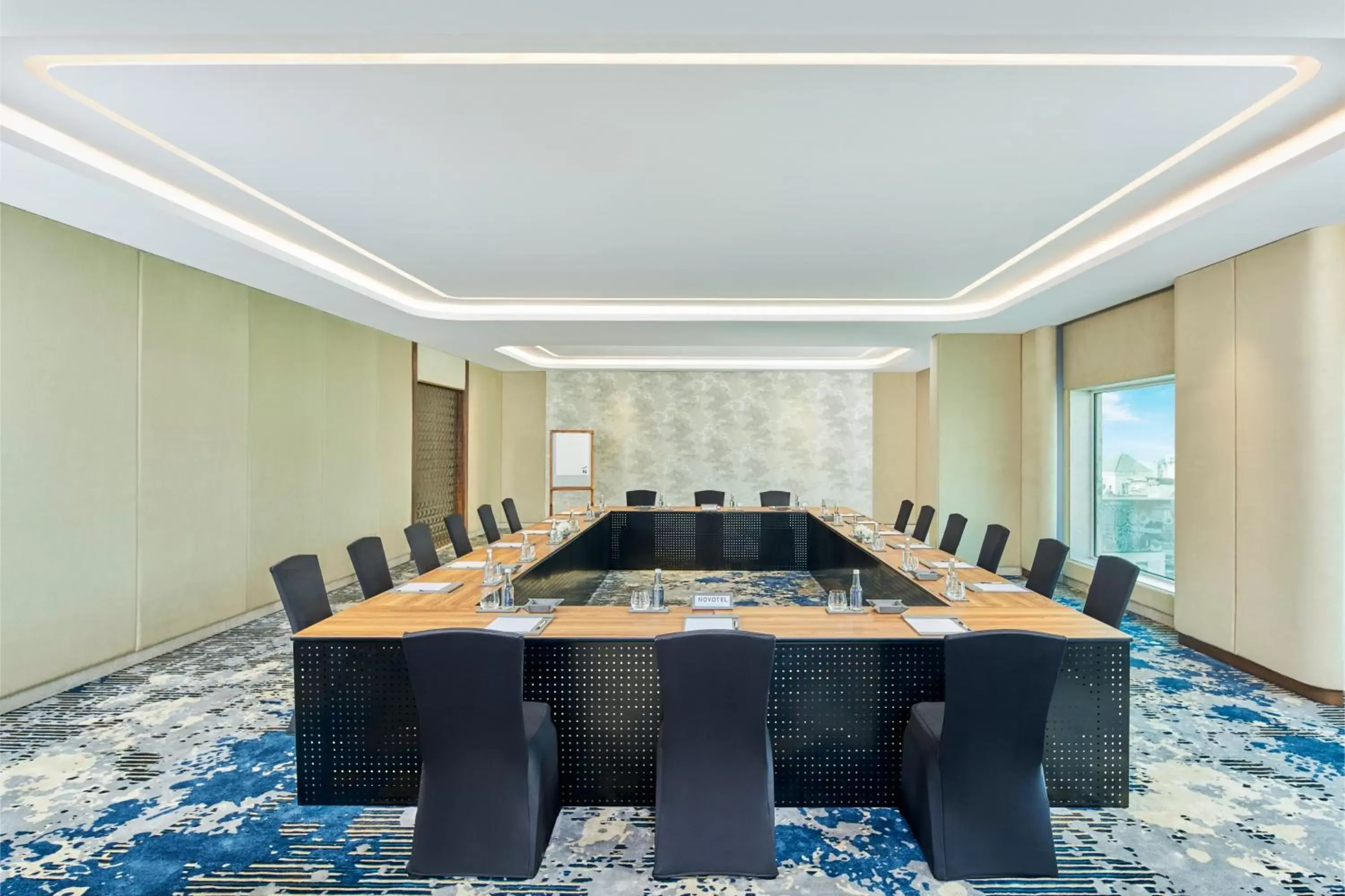 Meeting/conference room in Novotel Mumbai International Airport