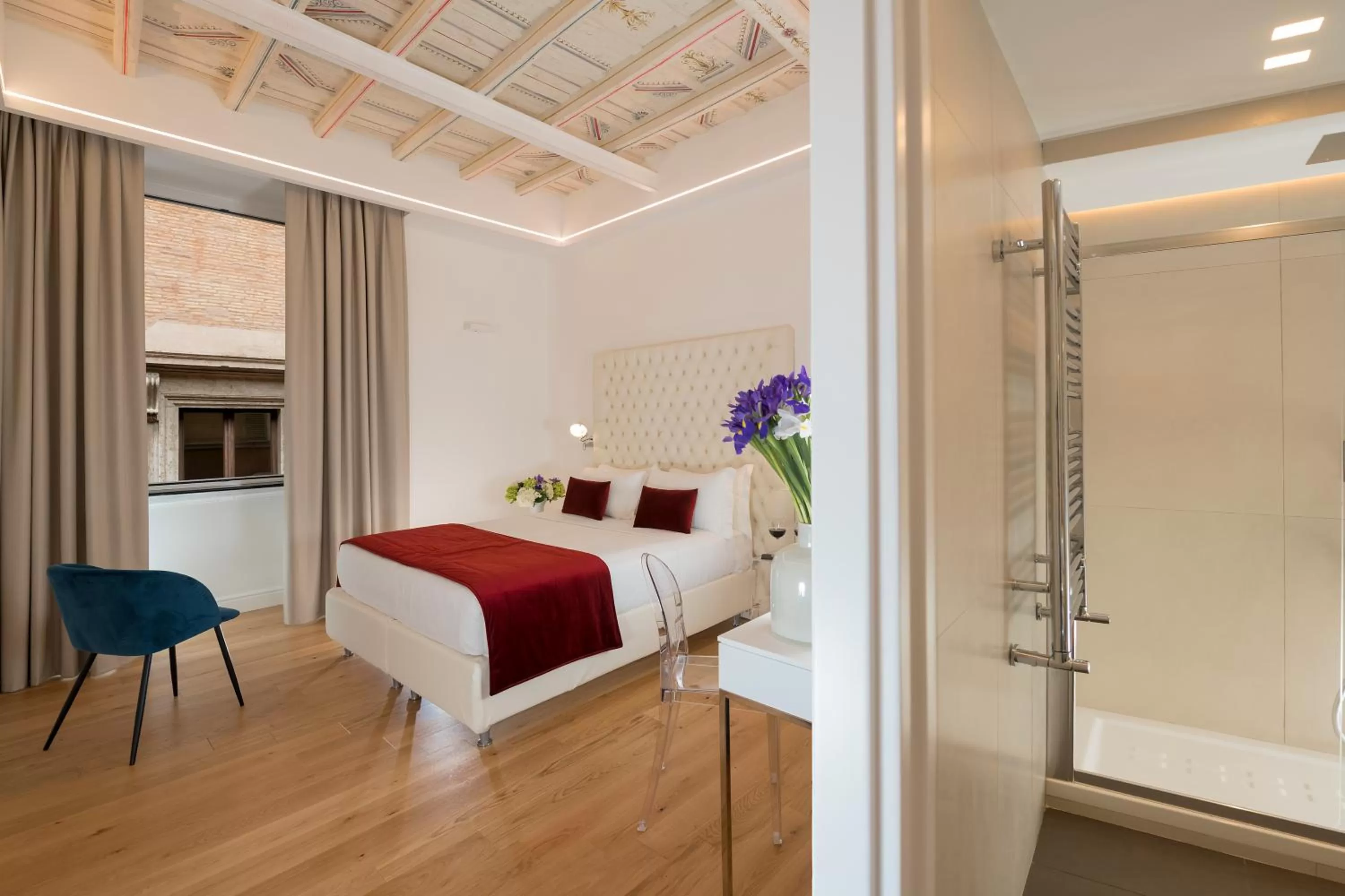 Bedroom, Bed in Hotel Navona