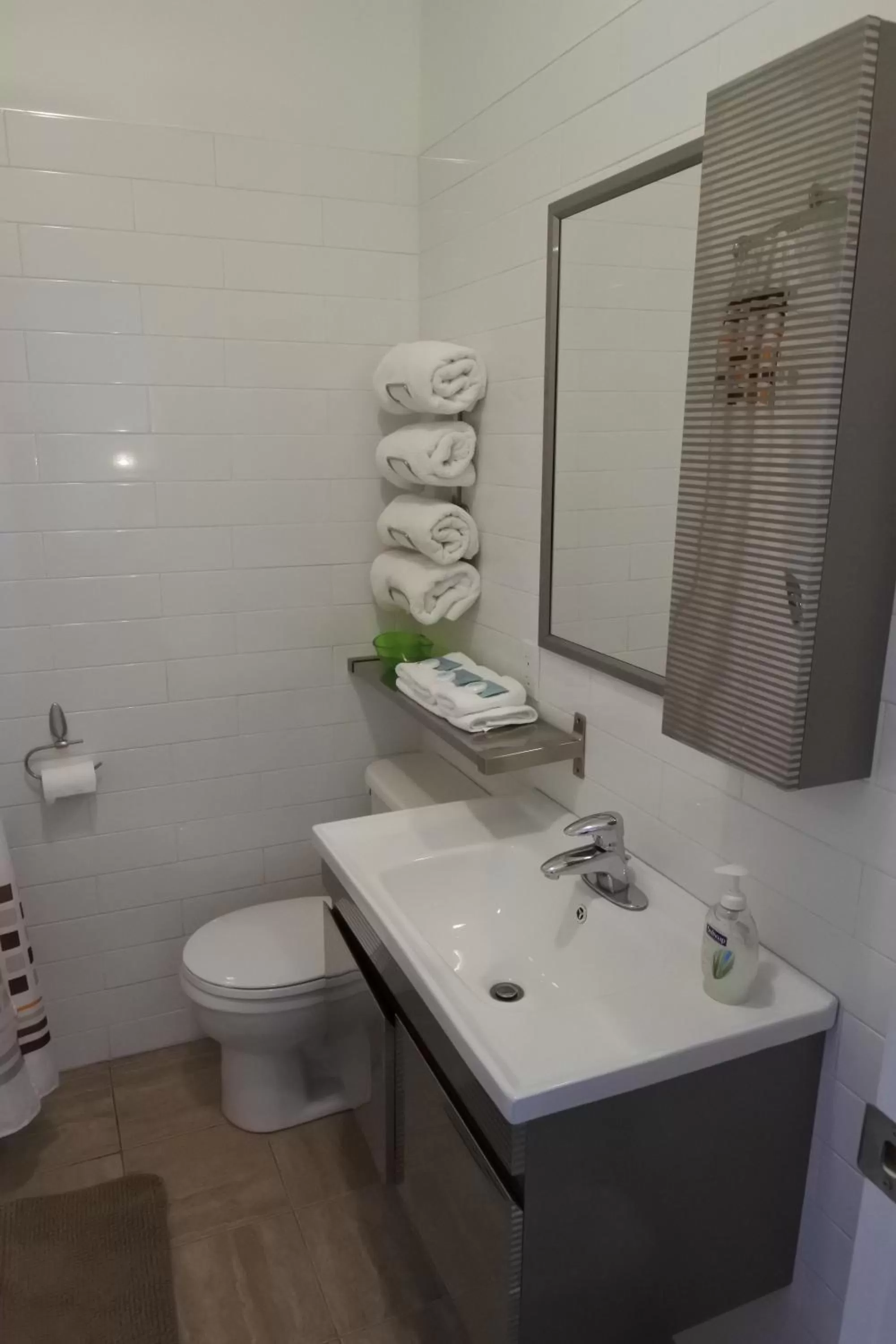 Black Rooster Guesthouse