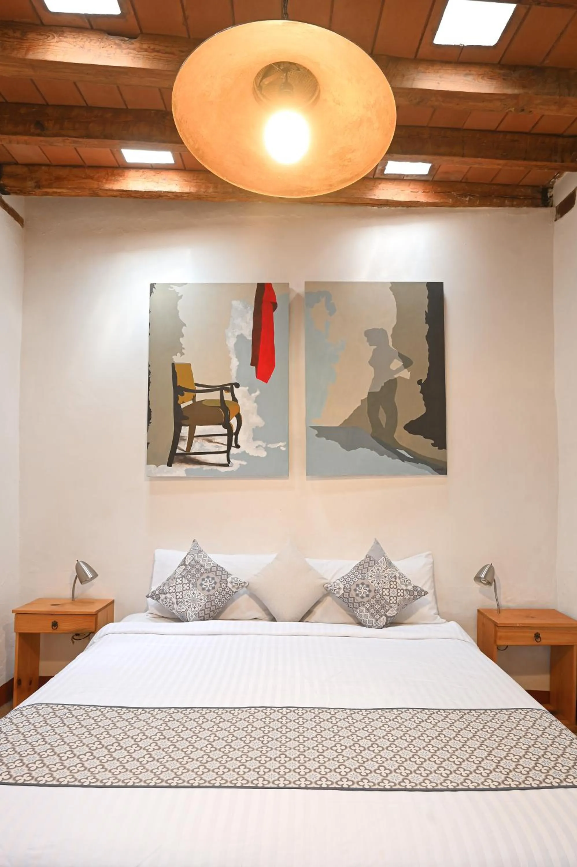 Bed in Hotel Meson Cuevano