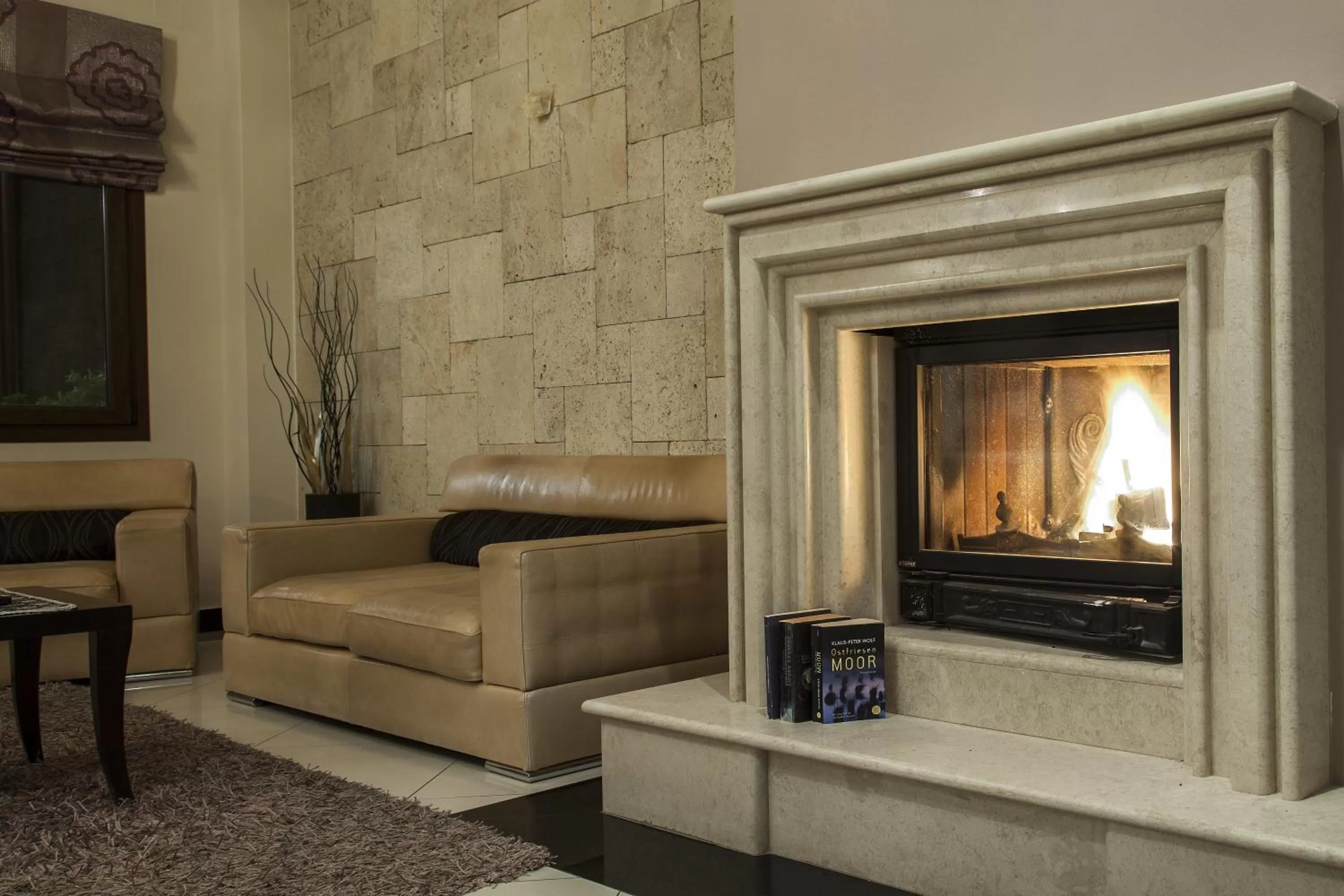 Winter in Hotel Meteoritis