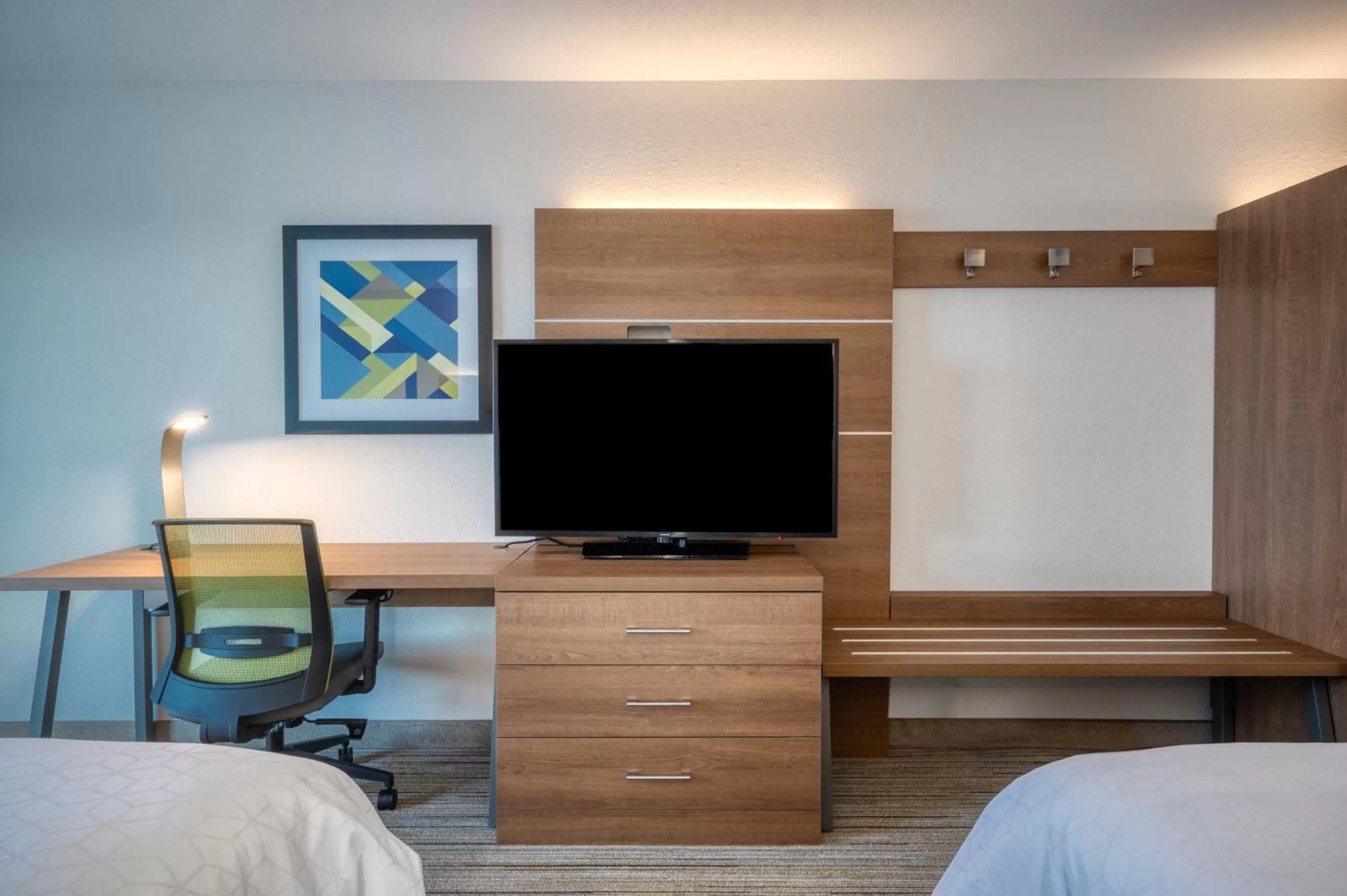 Bedroom, Bed in Holiday Inn Express Hotel & Suites Greenville by IHG