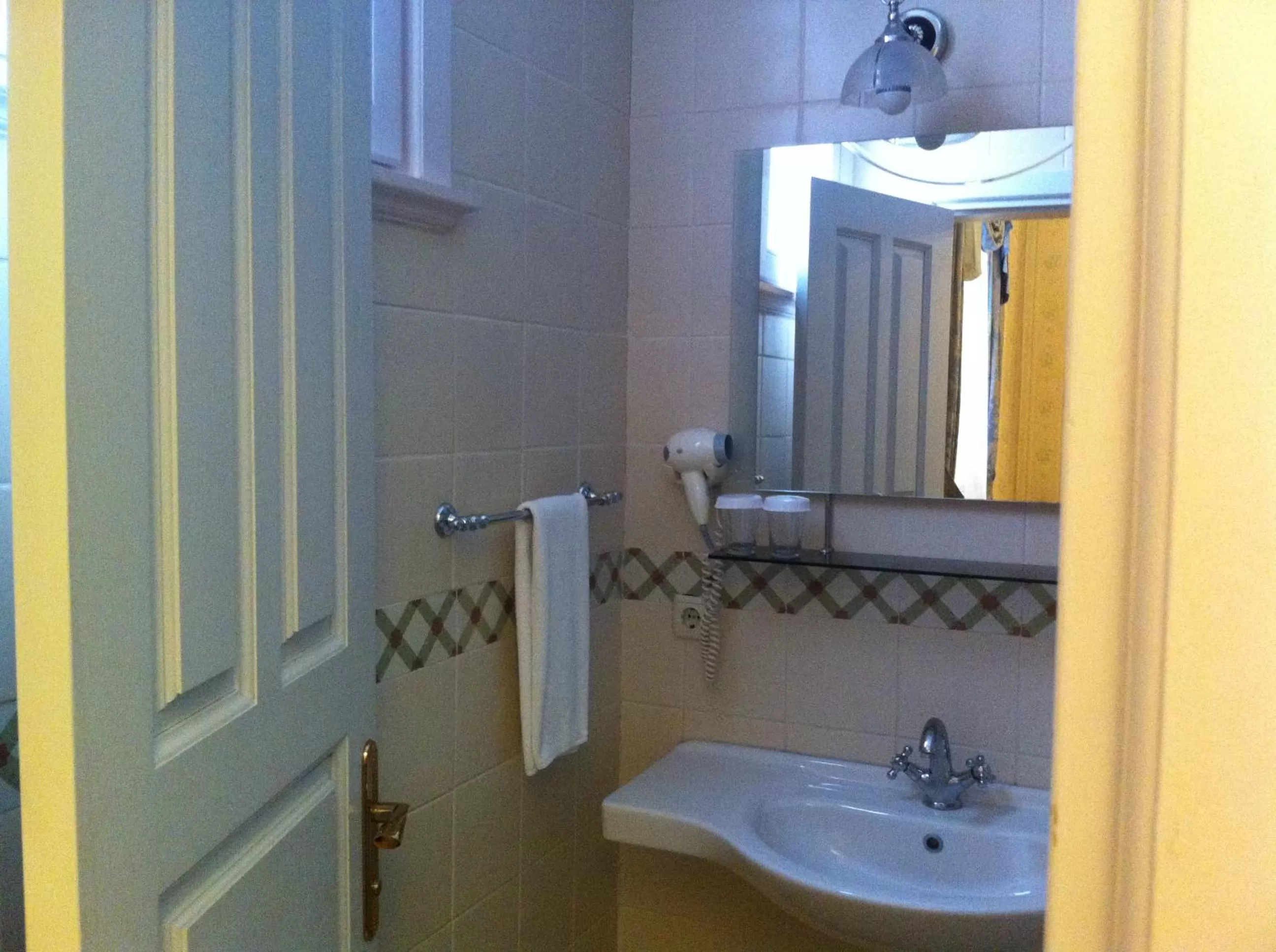 Bathroom in Darussaade Hotel Old City - Sultanahmet