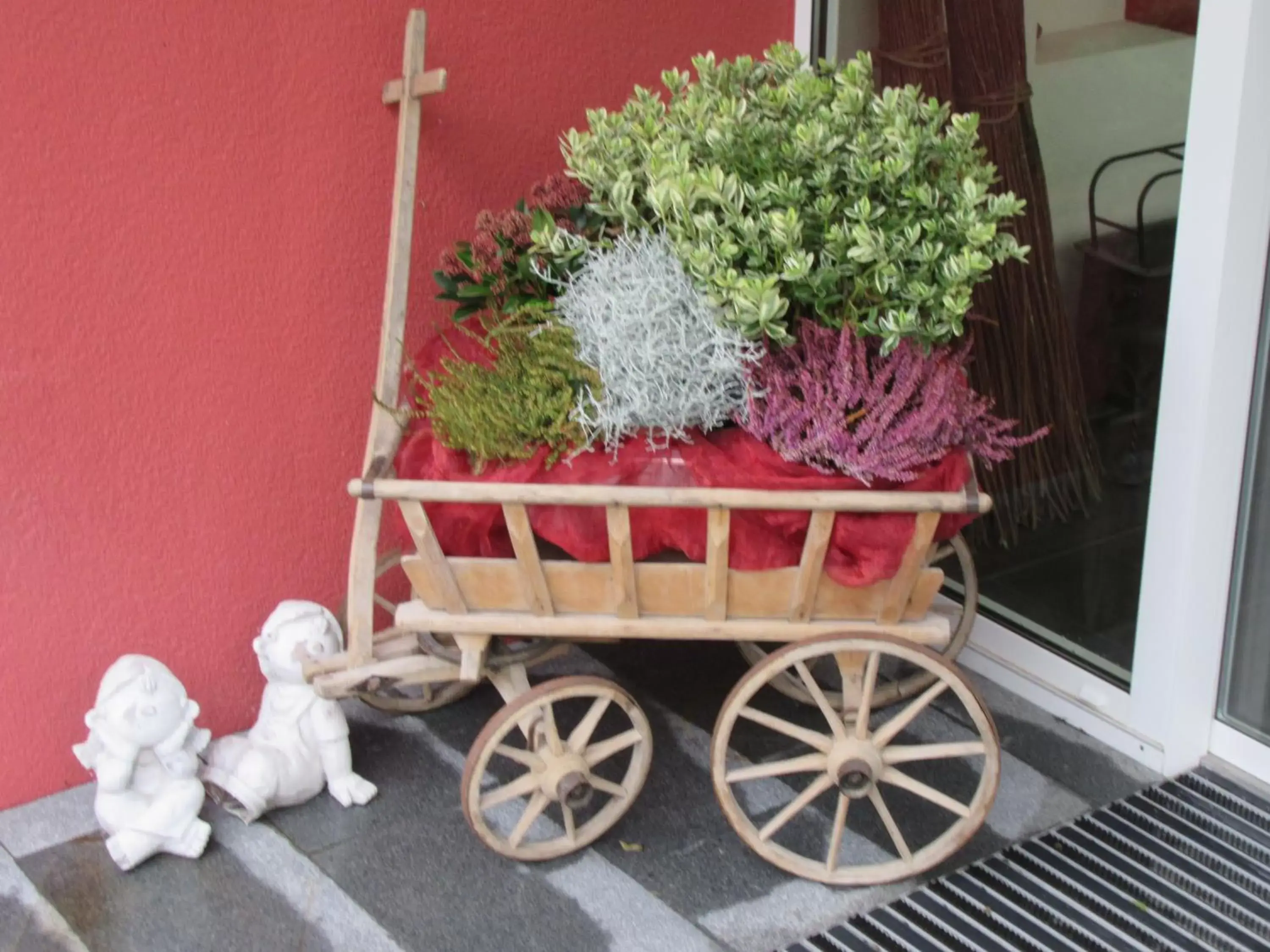 Decorative detail in Hotel Rössli