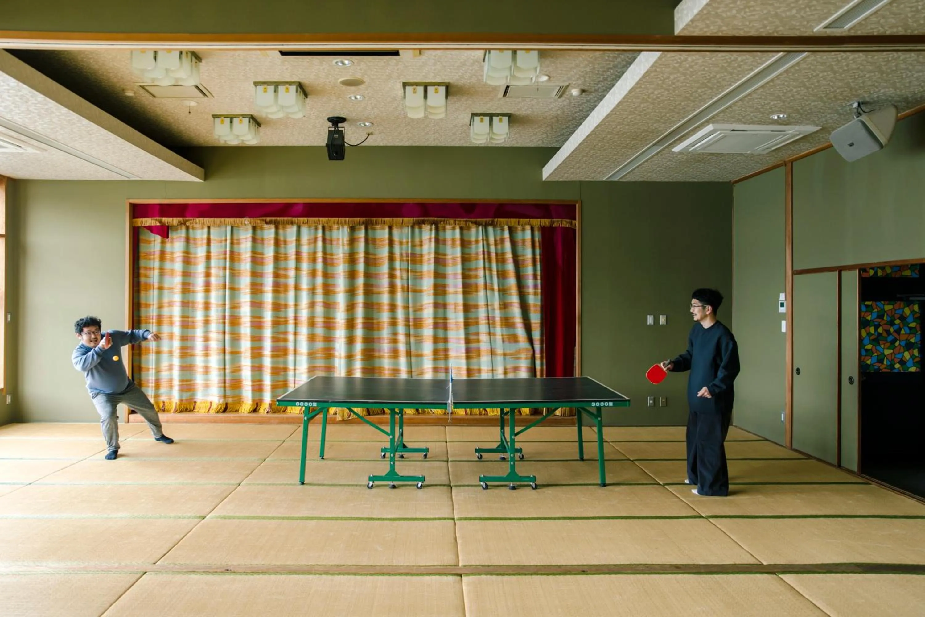 Table tennis in Nagasaki House Burabura