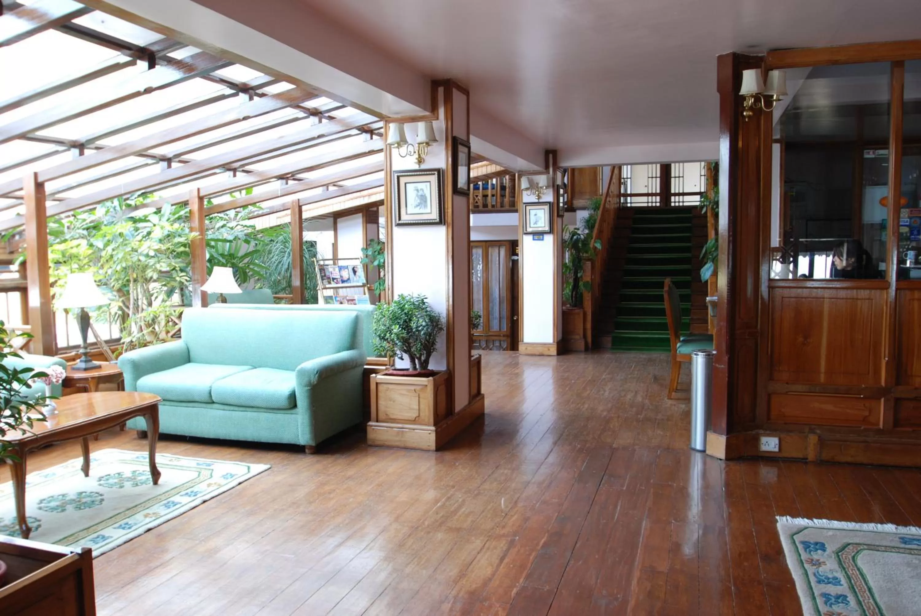 Lobby or reception, Lobby/Reception in Cedar Inn