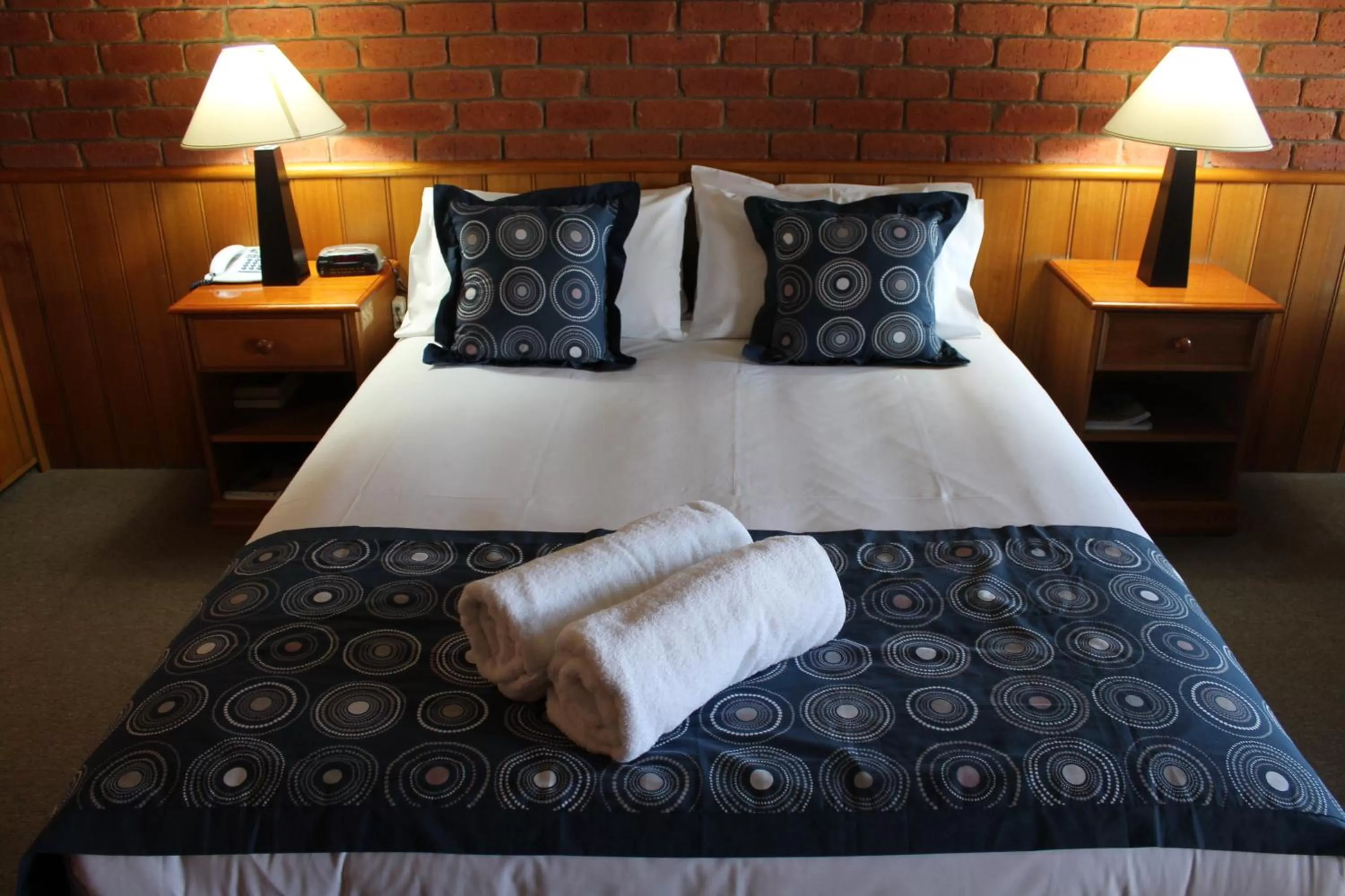 Bed in Bakery Hill Motel