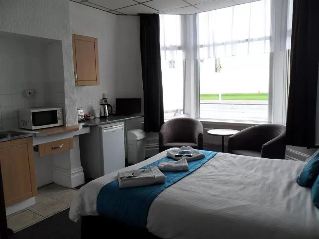 Standard Double Room in The waterfront hotel