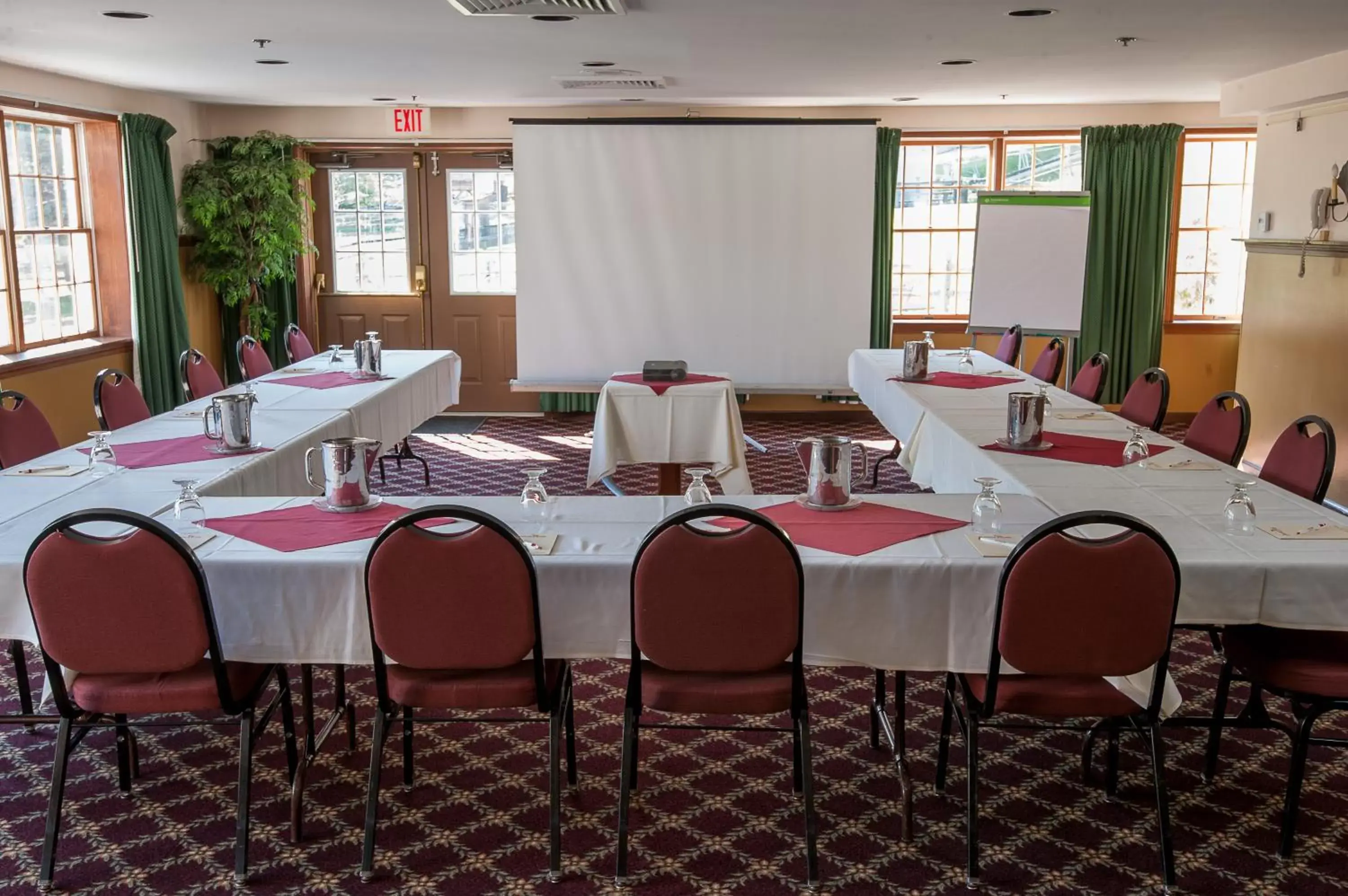 Business facilities in Jiminy Peak Mountain Resort