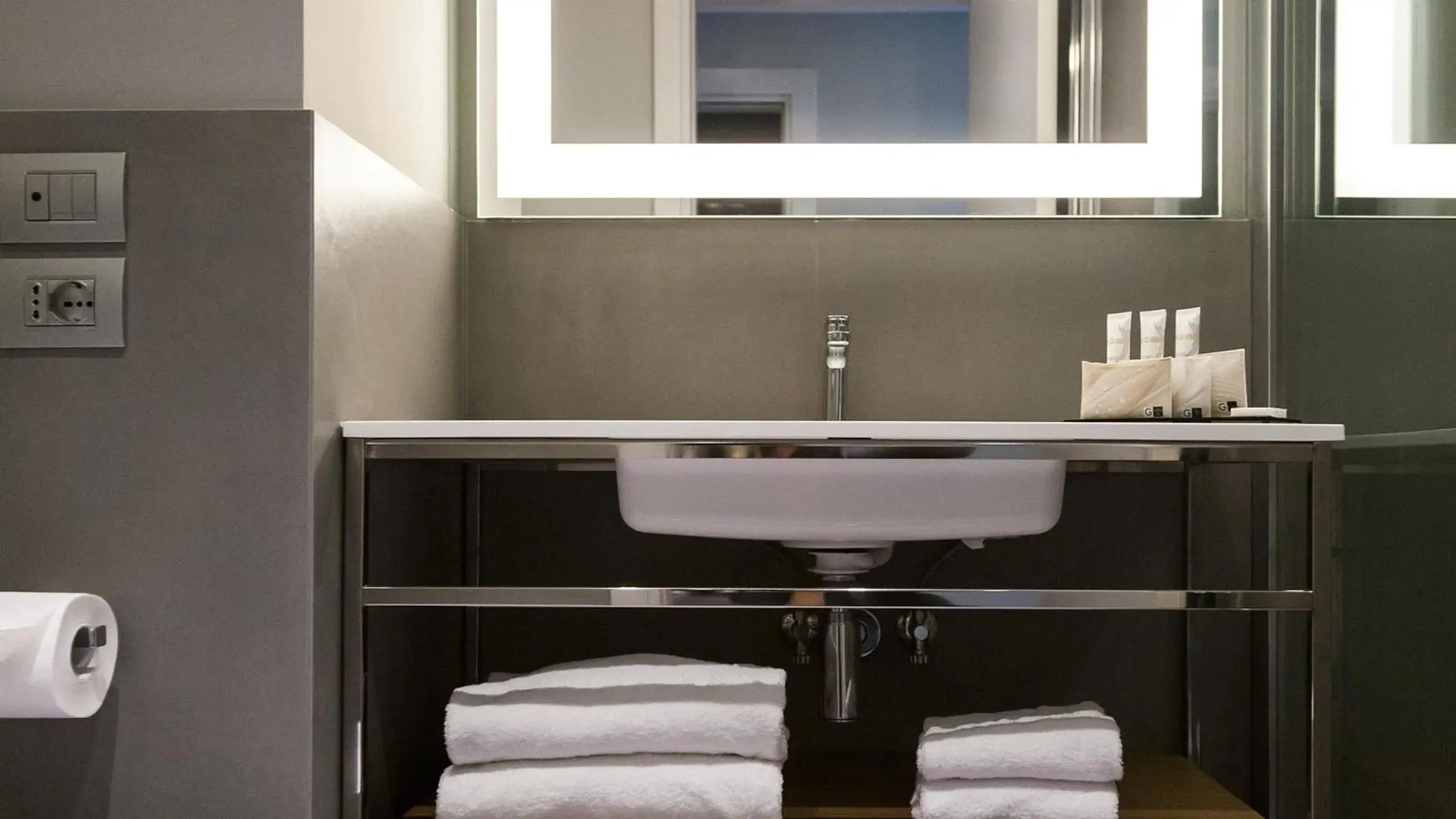 Bathroom in G Hotel Pescara