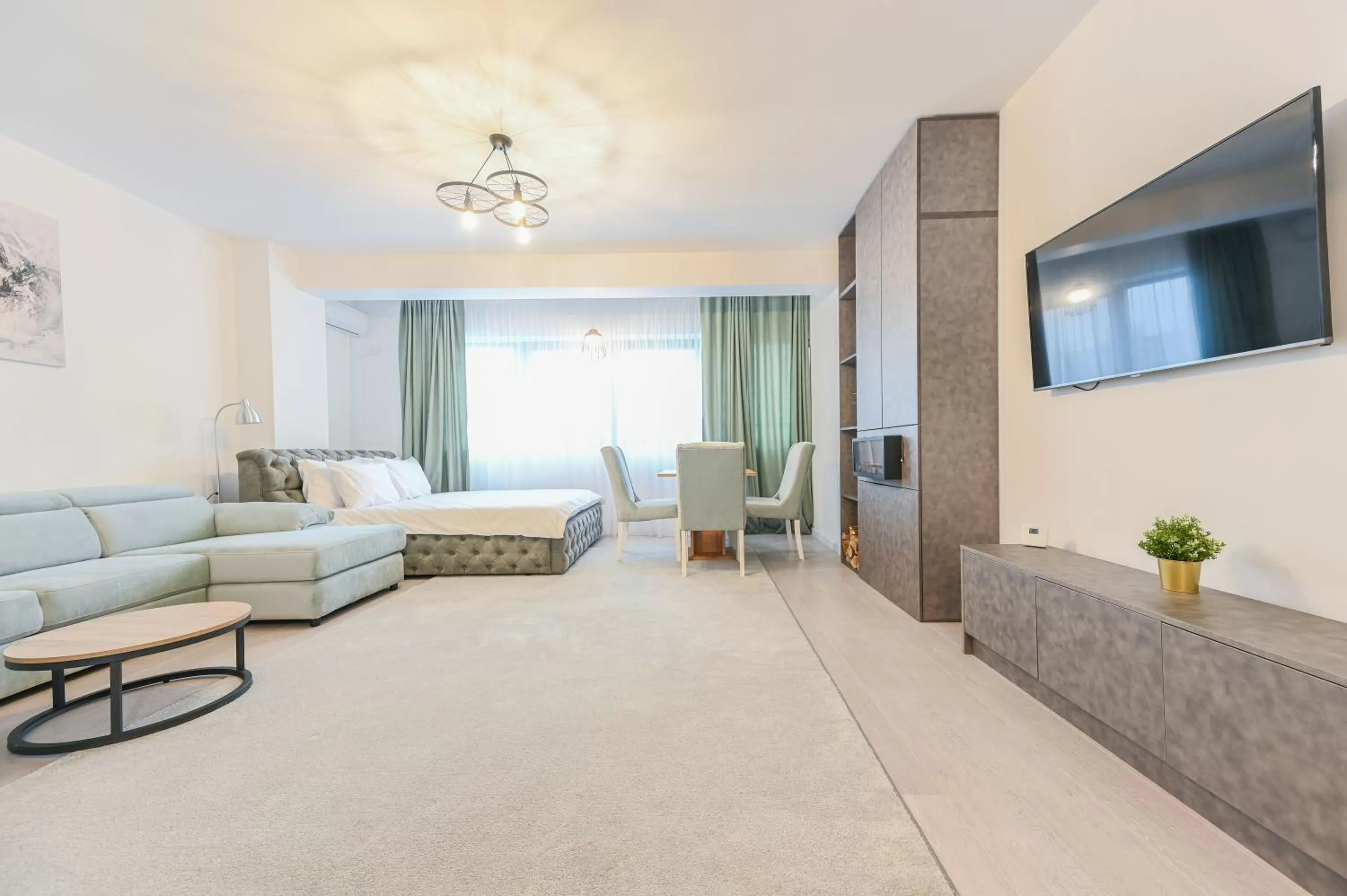 TV and multimedia in Prima by the River