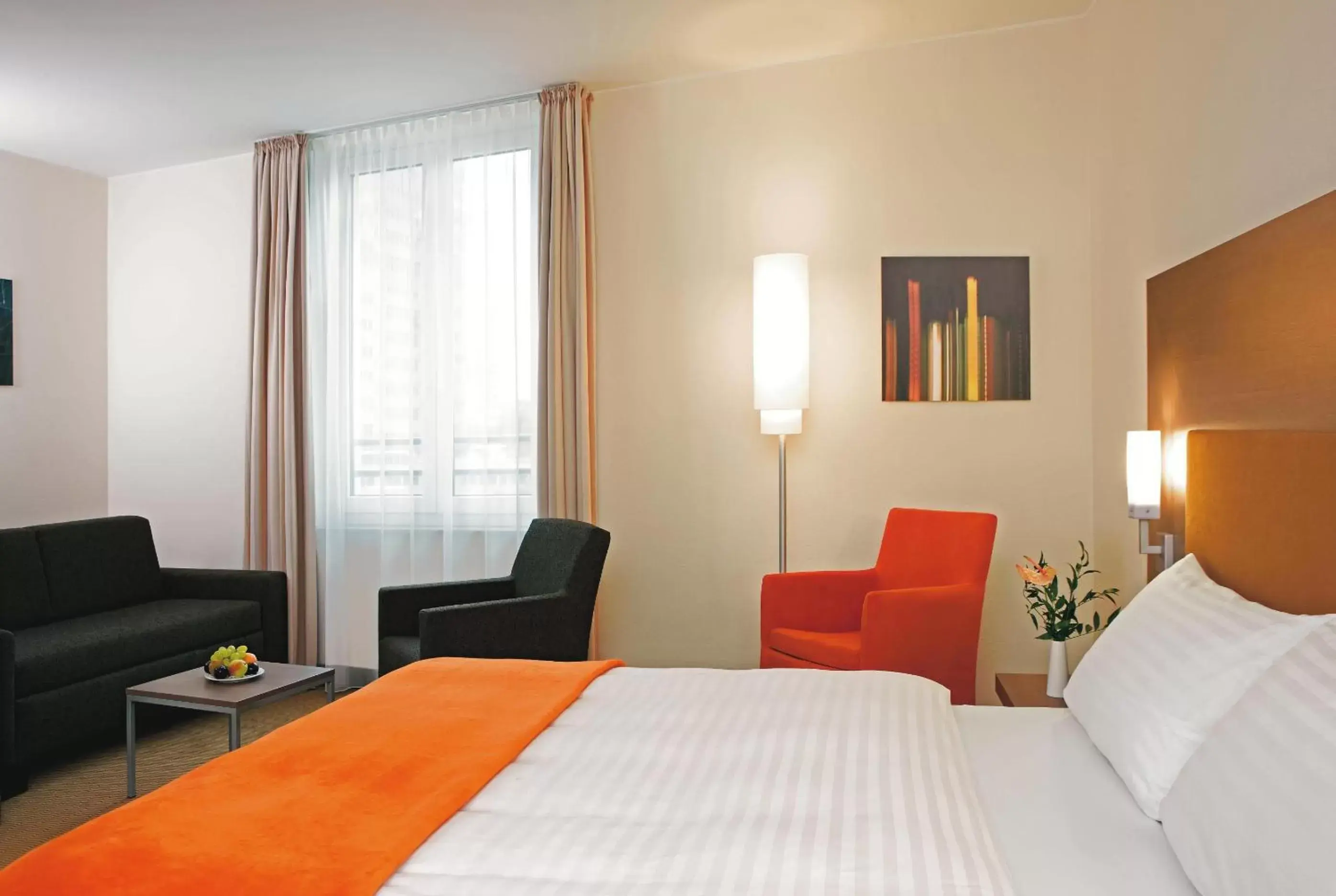 Bed in IntercityHotel Essen