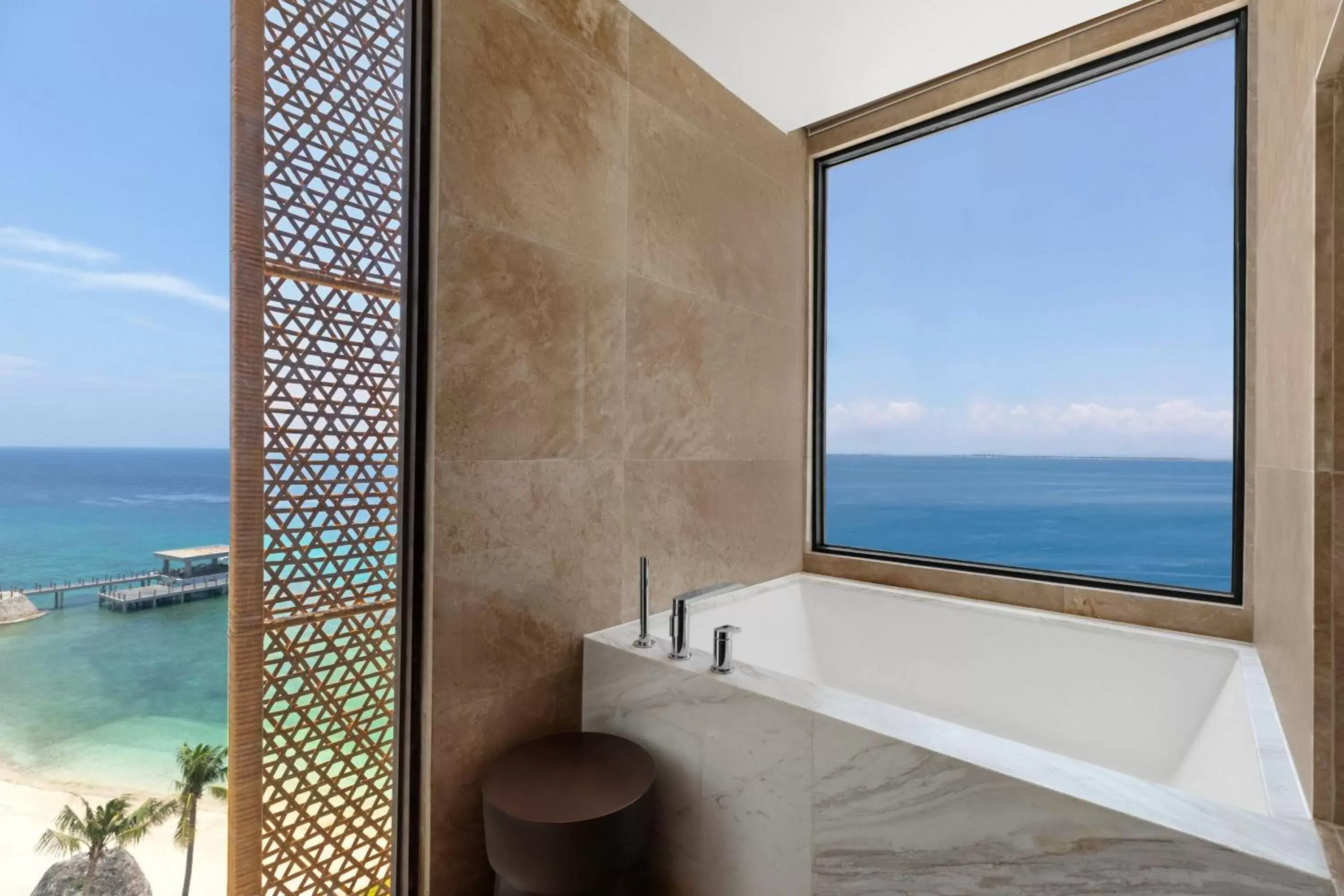 Bathroom, Sea View in Sheraton Cebu Mactan Resort