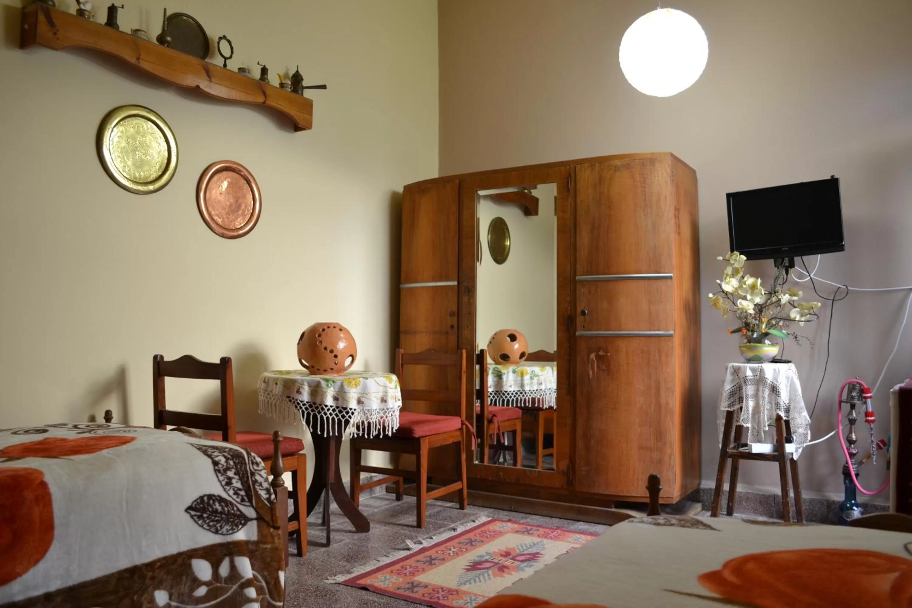 Photo of the whole room, Bed in Mystery Garden Guest House