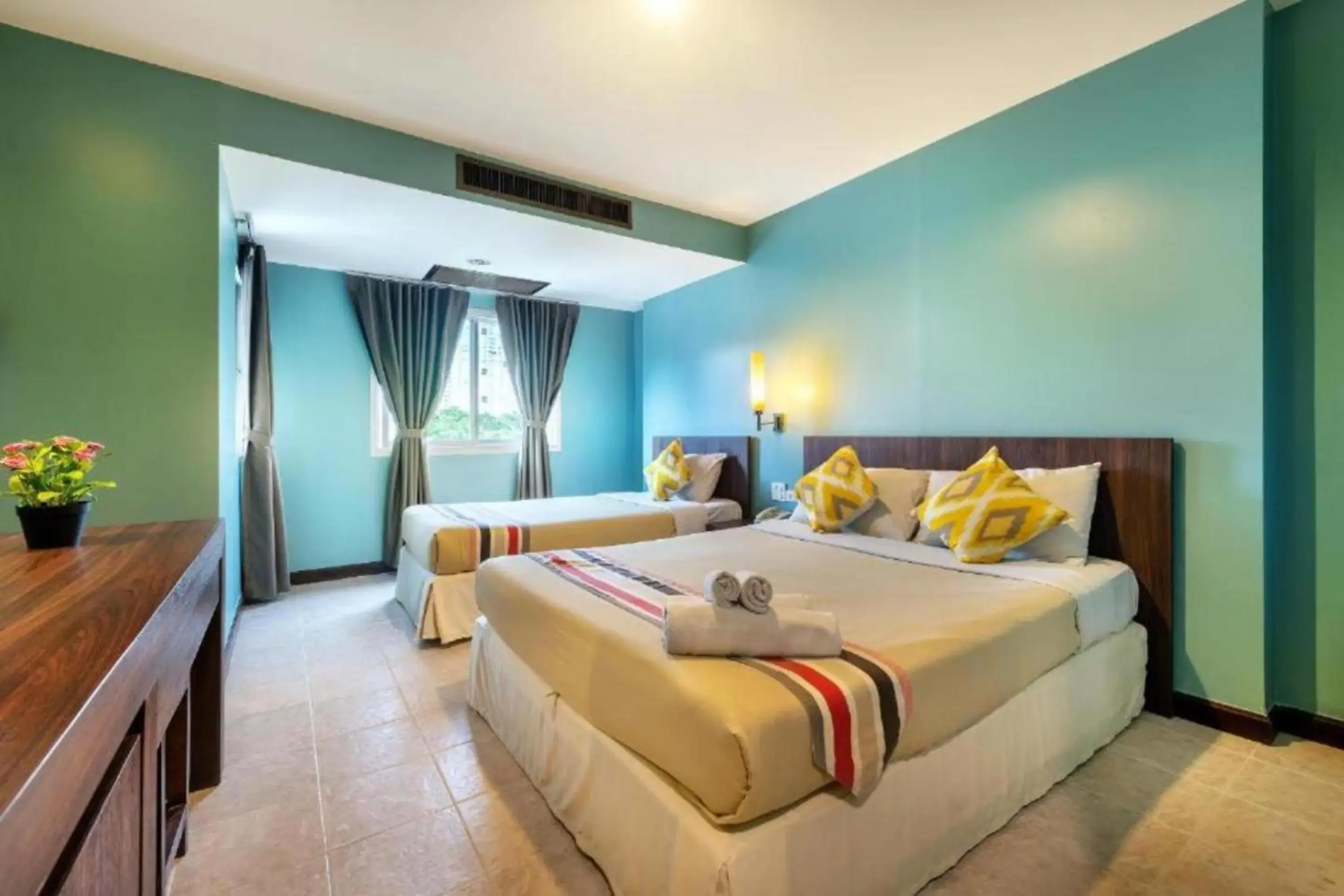 Bedroom, Bed in The Jomtien Twelve