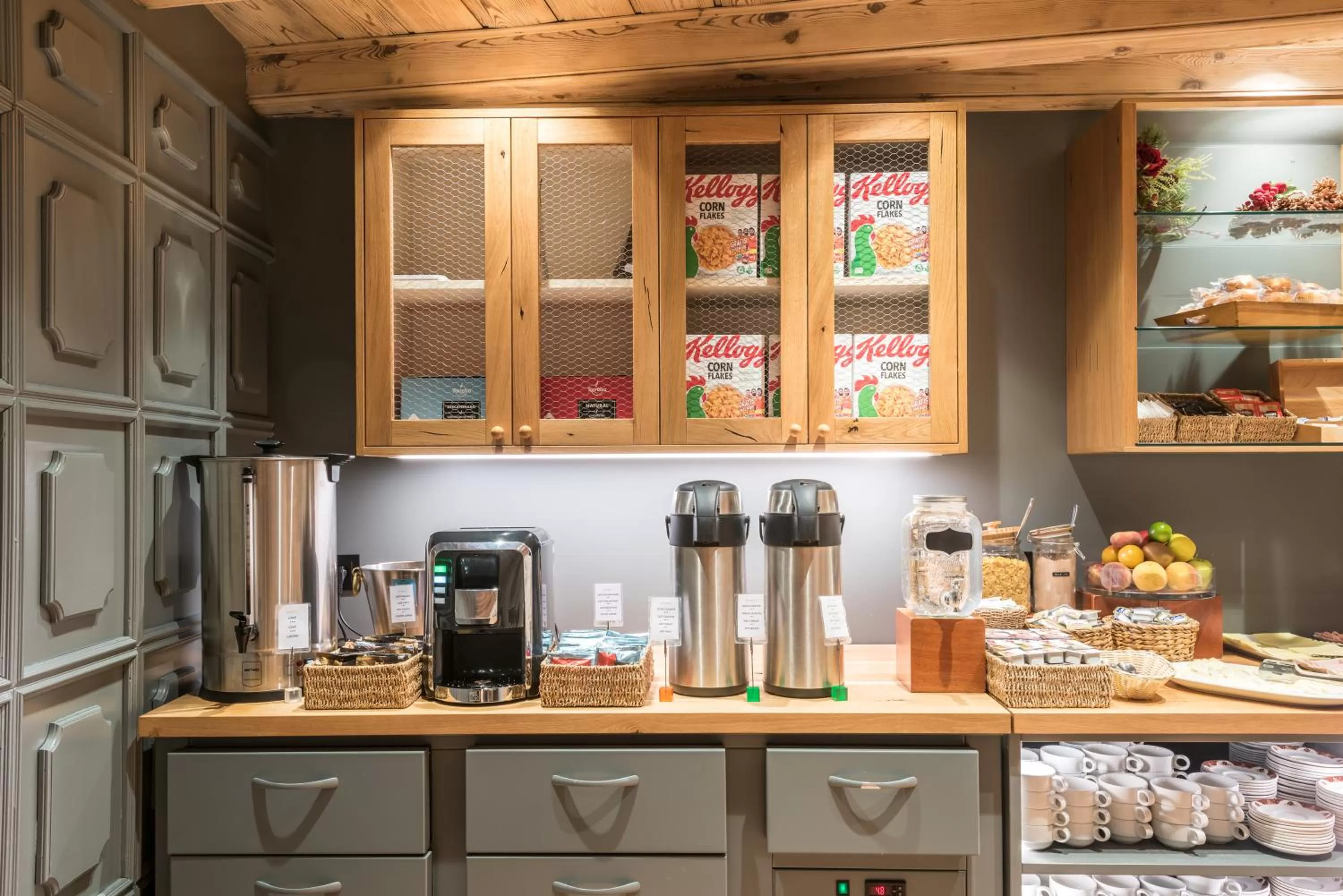 Restaurant/places to eat in Riu Nere Mountain Hotel