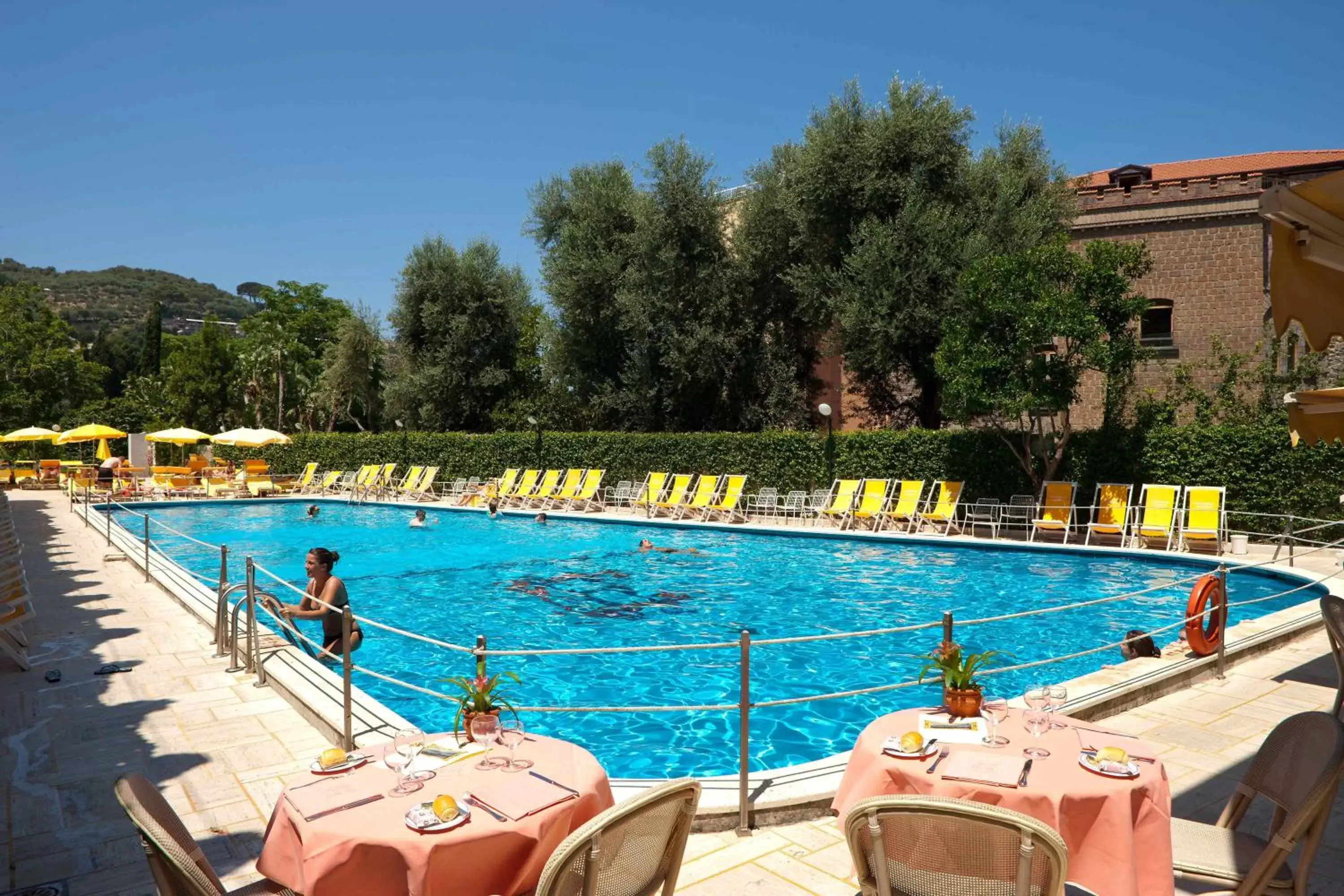 Swimming Pool in Hotel Continental