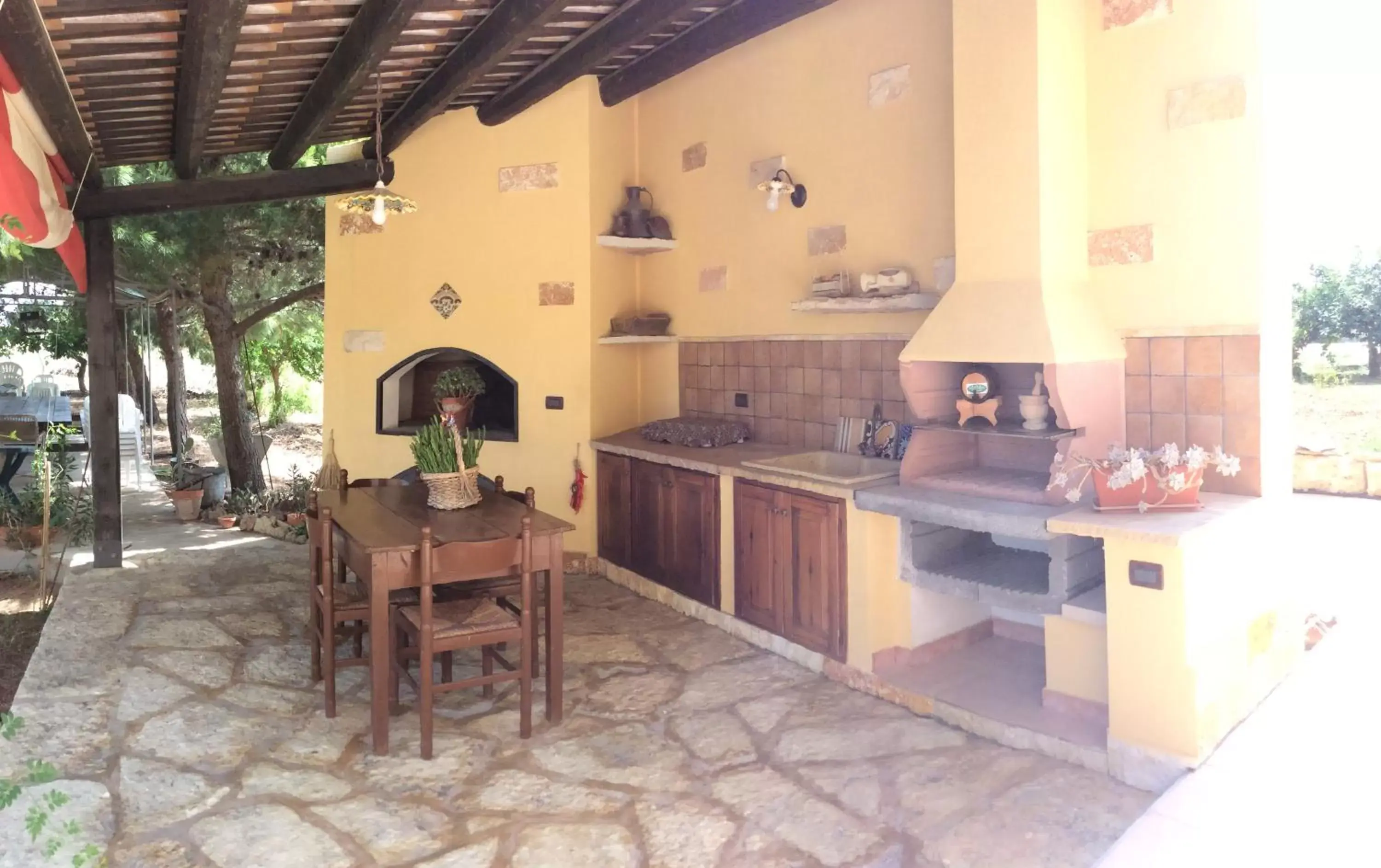 BBQ facilities, Kitchen/Kitchenette in B&B SiciliAntica