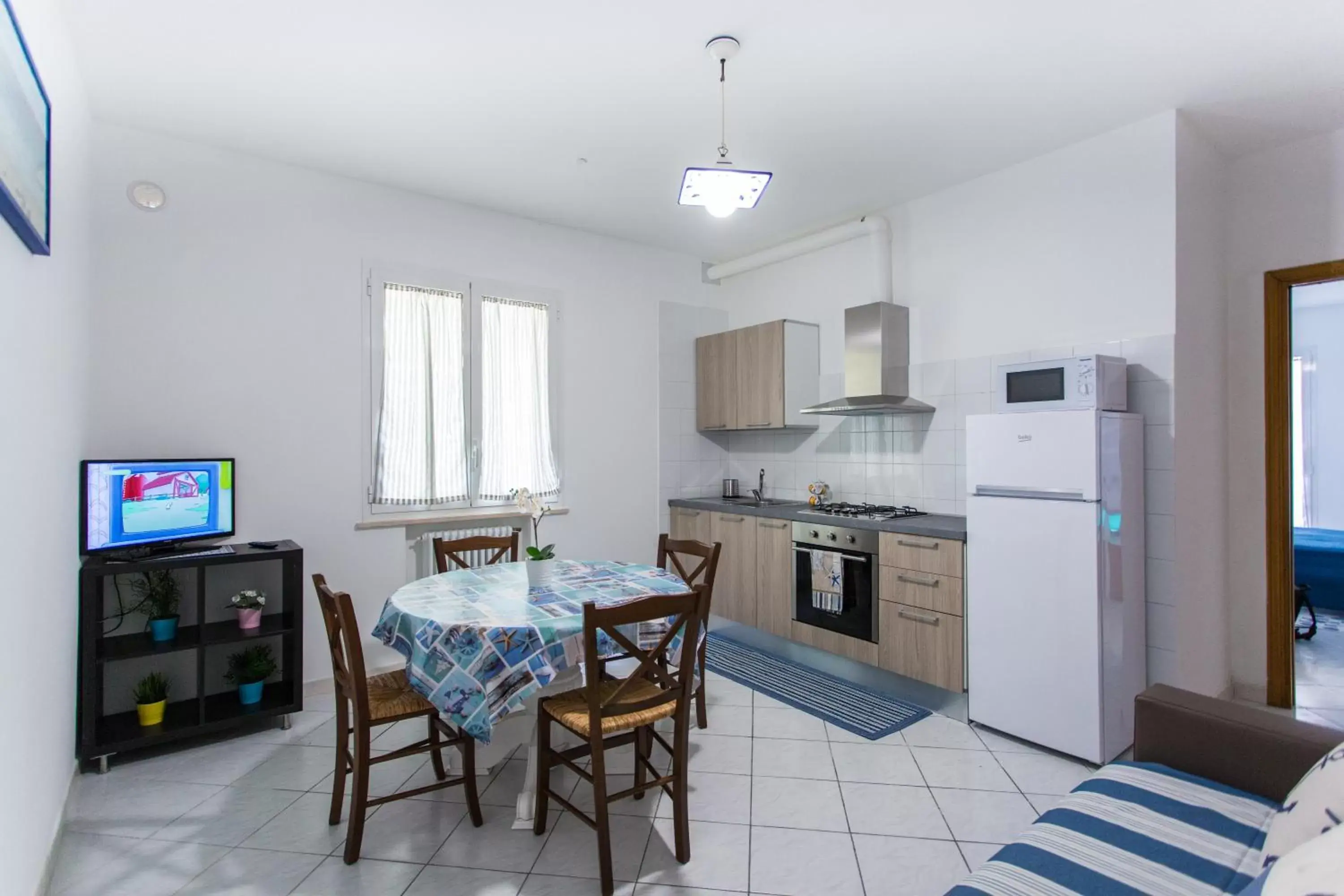 Dining Area in Residence Kimba