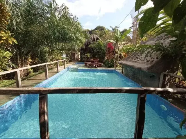 Swimming Pool in Iguanitas Lodge