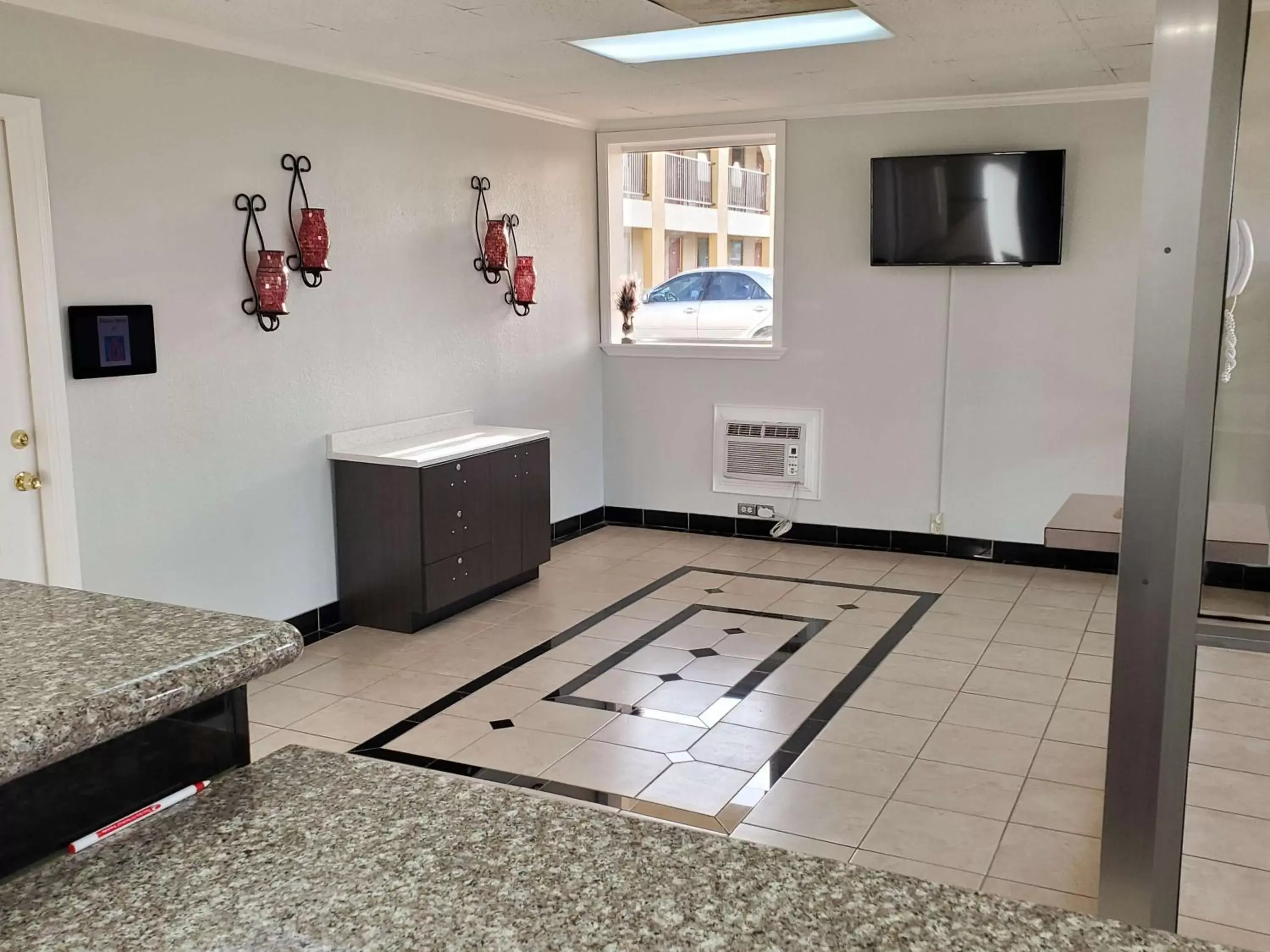 Lobby or reception in Motel 6 Shamrock TX Lobby or reception in Motel 6 Shamrock TX