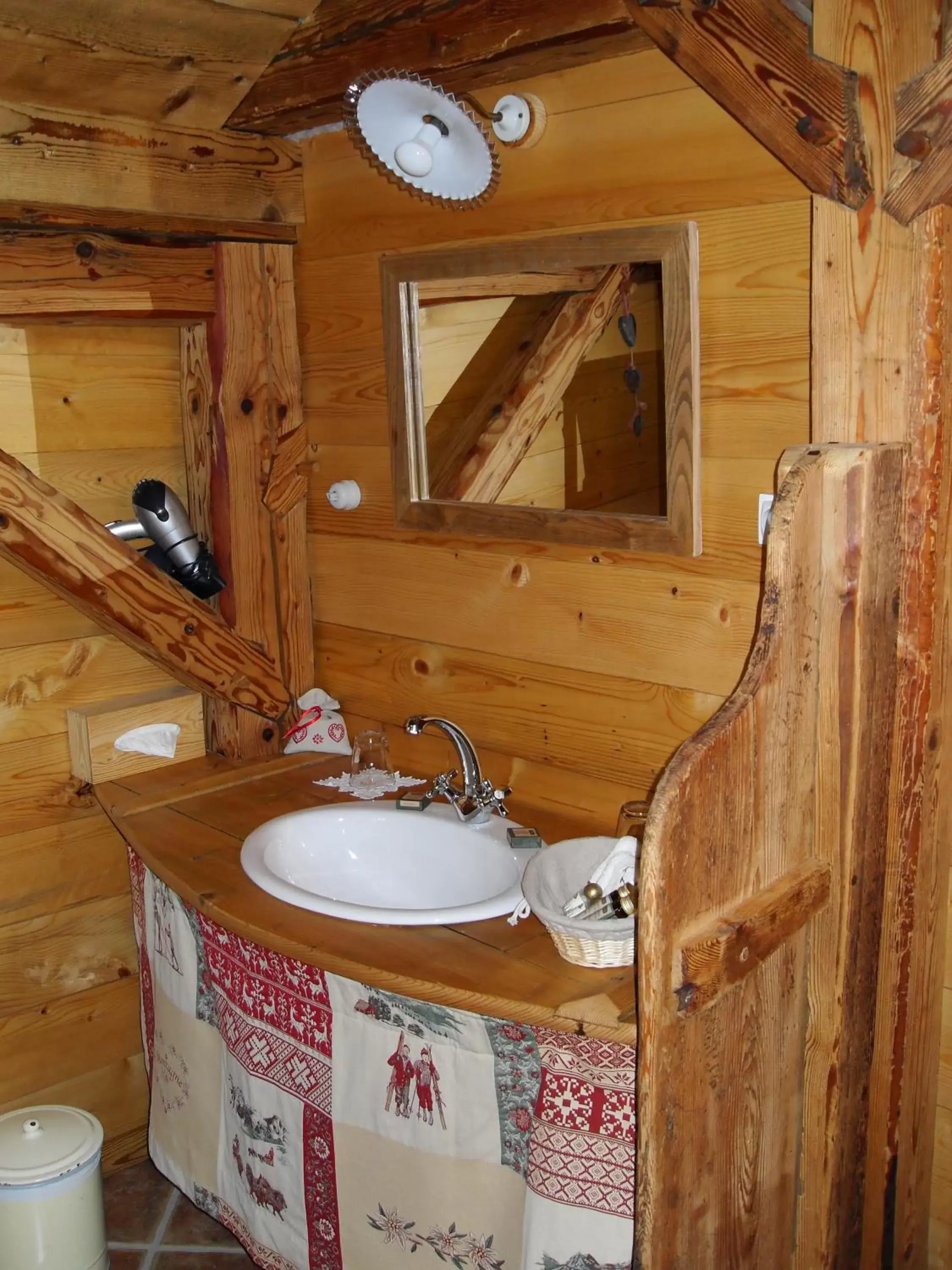 Bathroom in Le Grenier