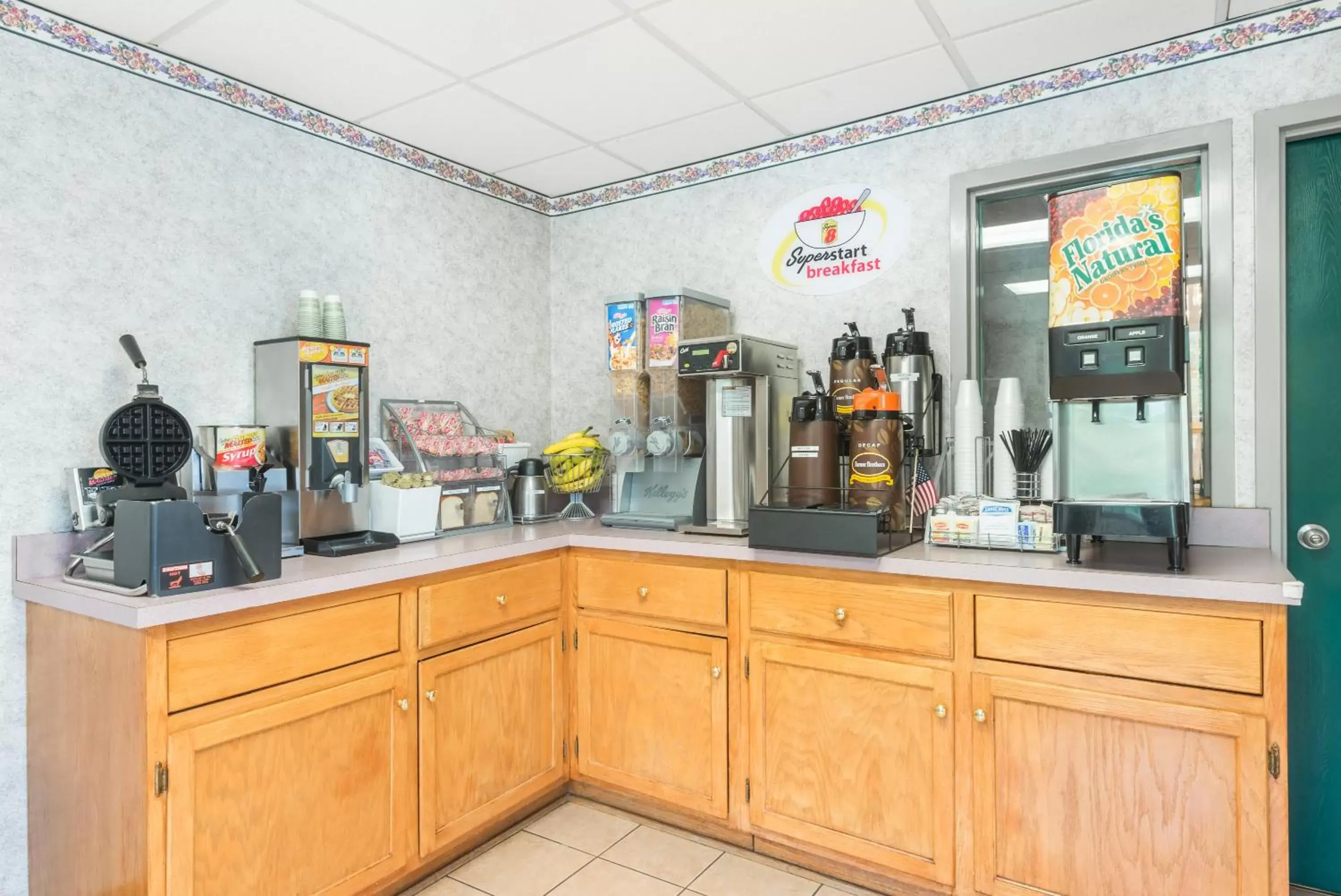 Continental breakfast in Super 8 by Wyndham Hancock MD Continental breakfast in Super 8 by Wyndham Hancock MD