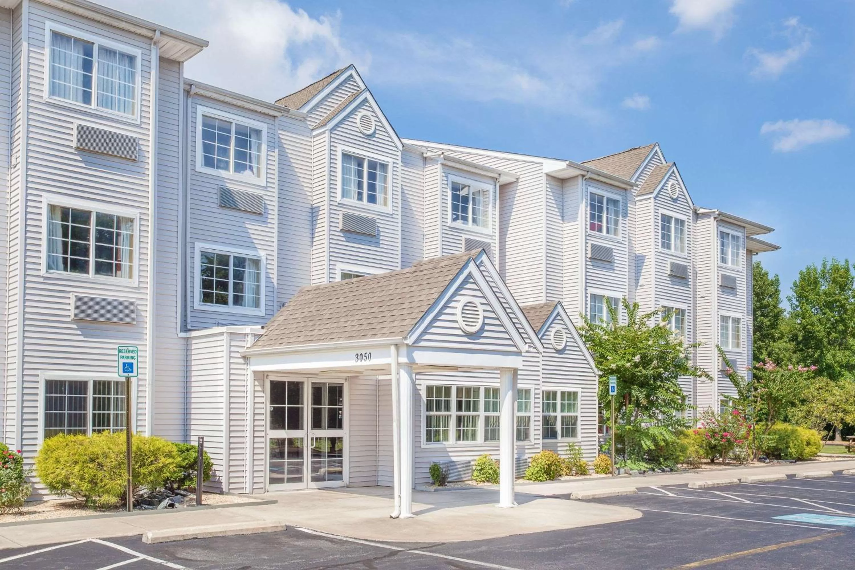 Property building in Microtel Inn and Suites - Salisbury