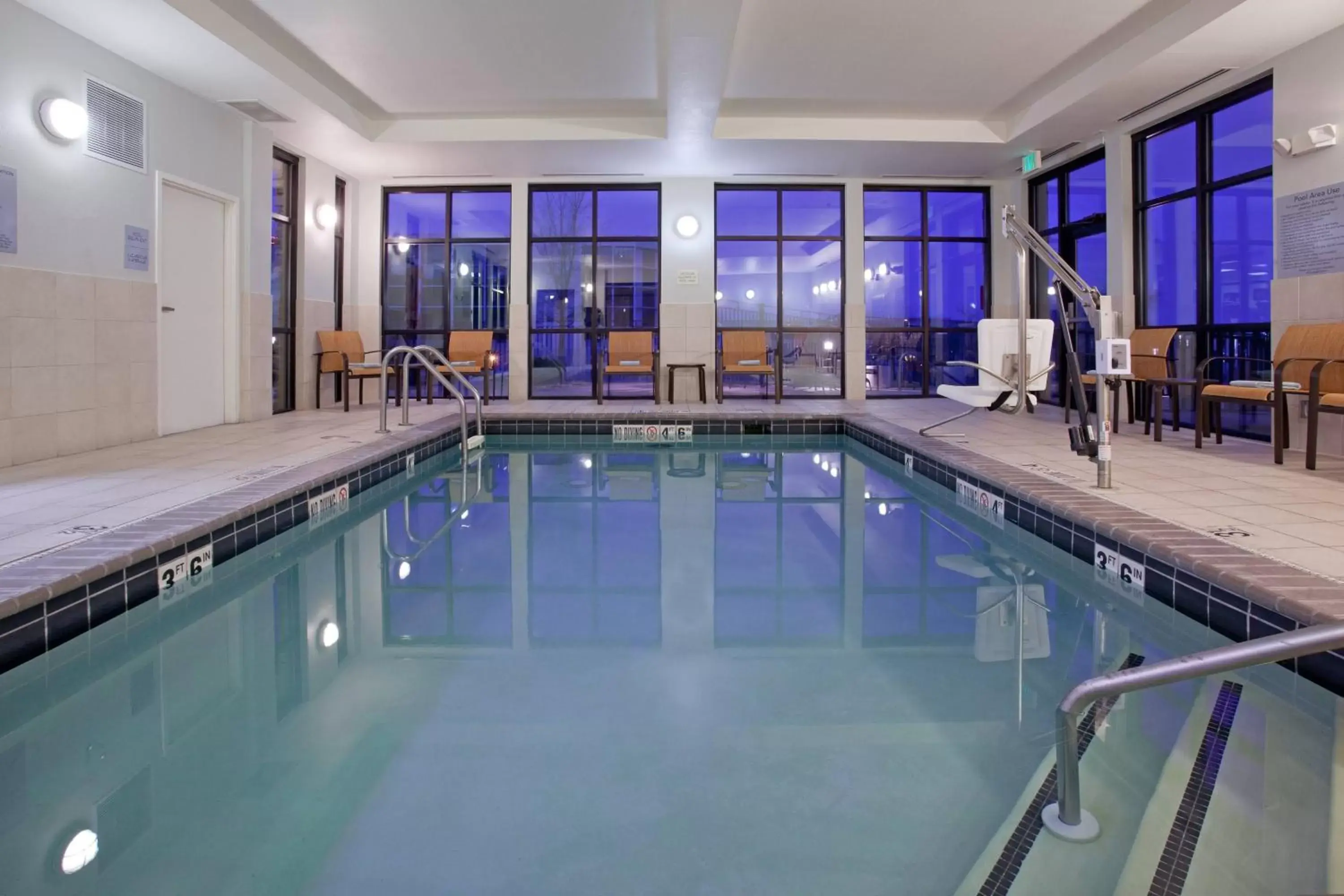 Swimming Pool in Courtyard Grand Junction