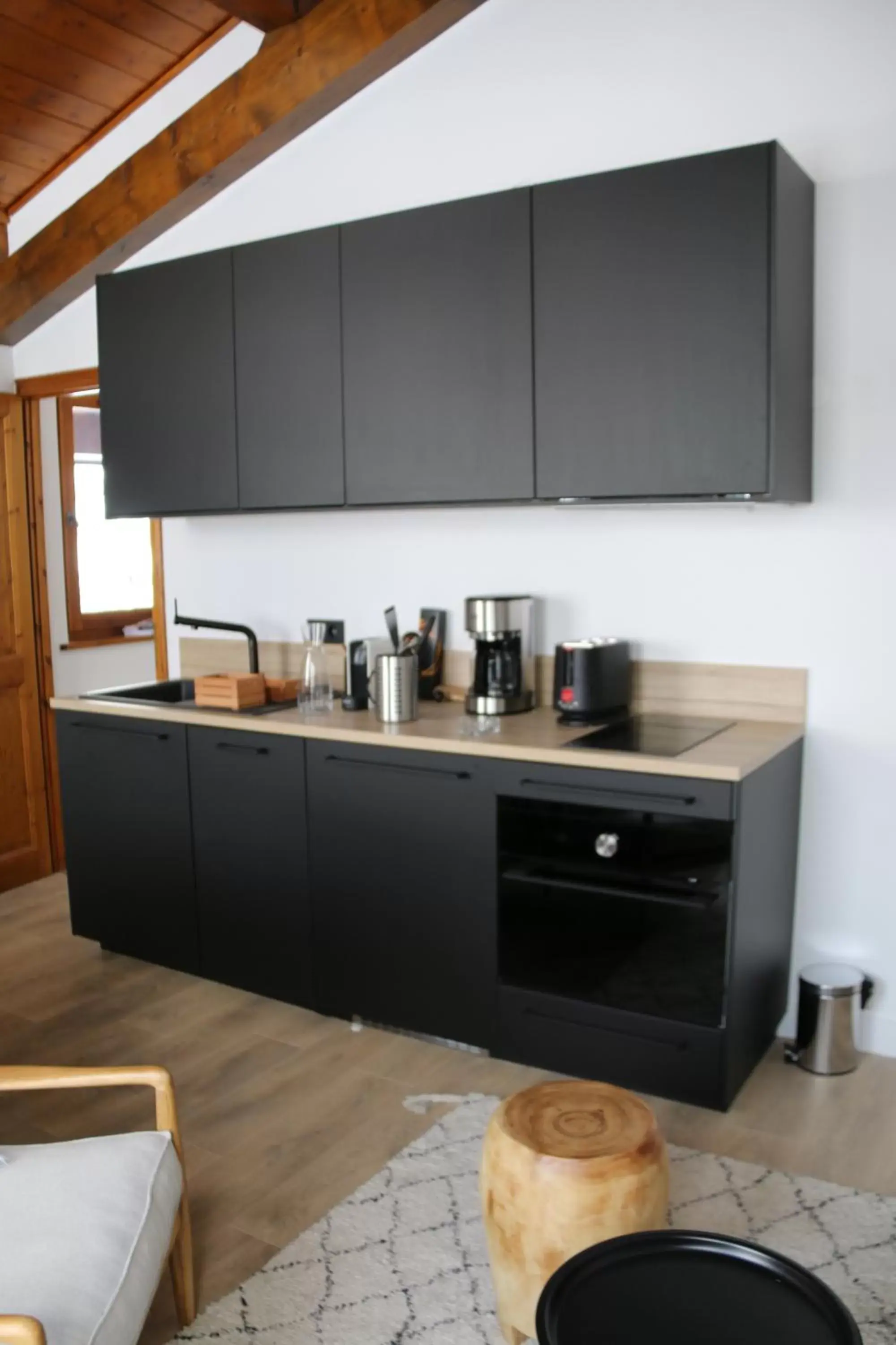 Coffee/tea facilities, Kitchen/Kitchenette in La Résidence de L'Ours