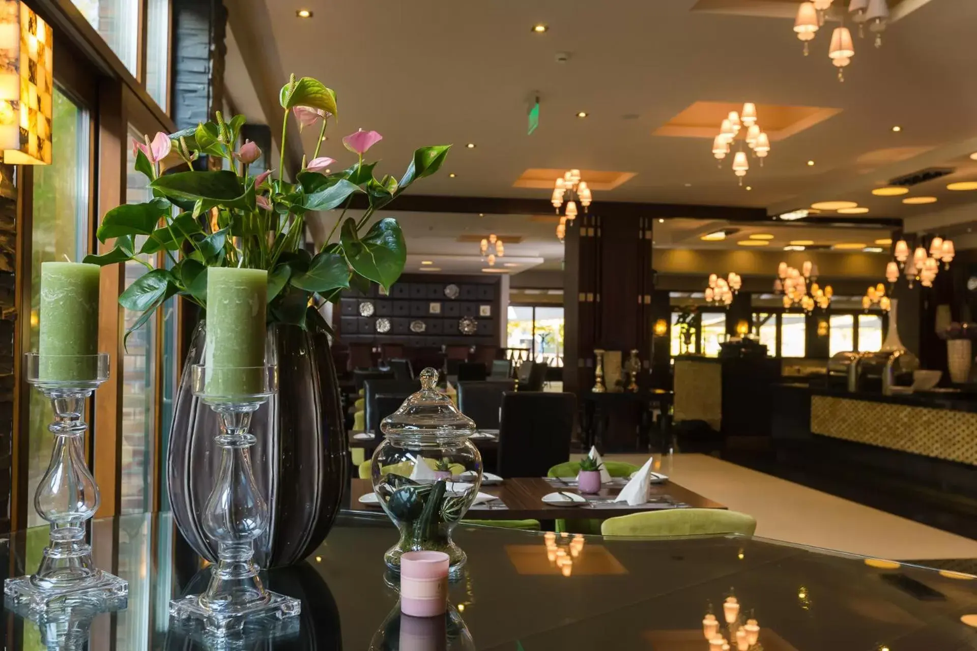 Restaurant/places to eat in Duna Garden Hotel Restaurant/places to eat in Duna Garden Hotel