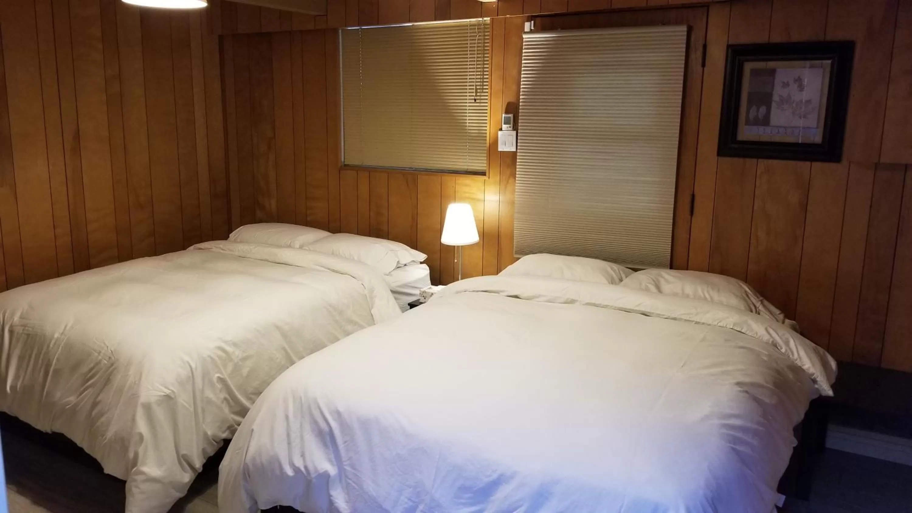 Bed in City Gardens Suites B&B