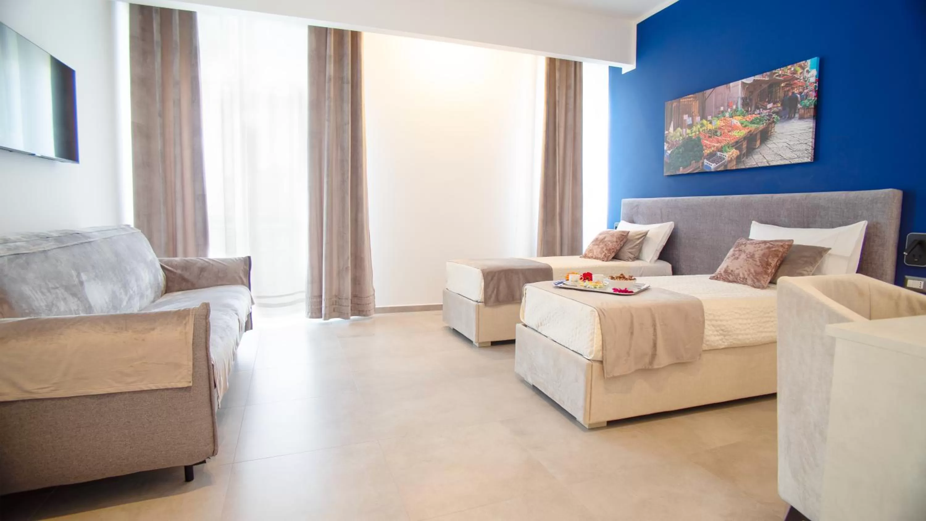 Bed, Seating Area in Palermo Historia