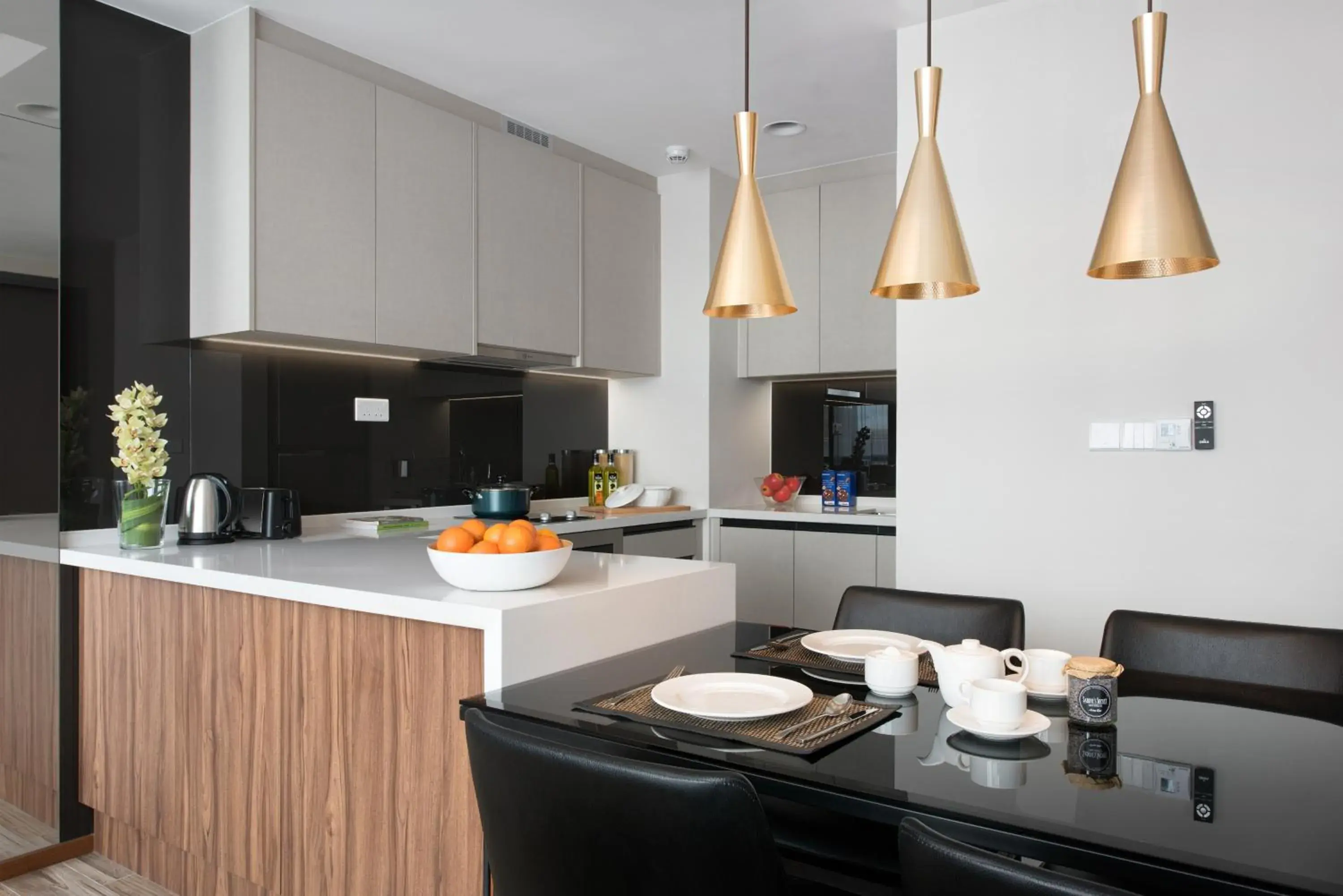 Kitchen or kitchenette, Kitchen/Kitchenette in Somerset Damansara Uptown Petaling Jaya