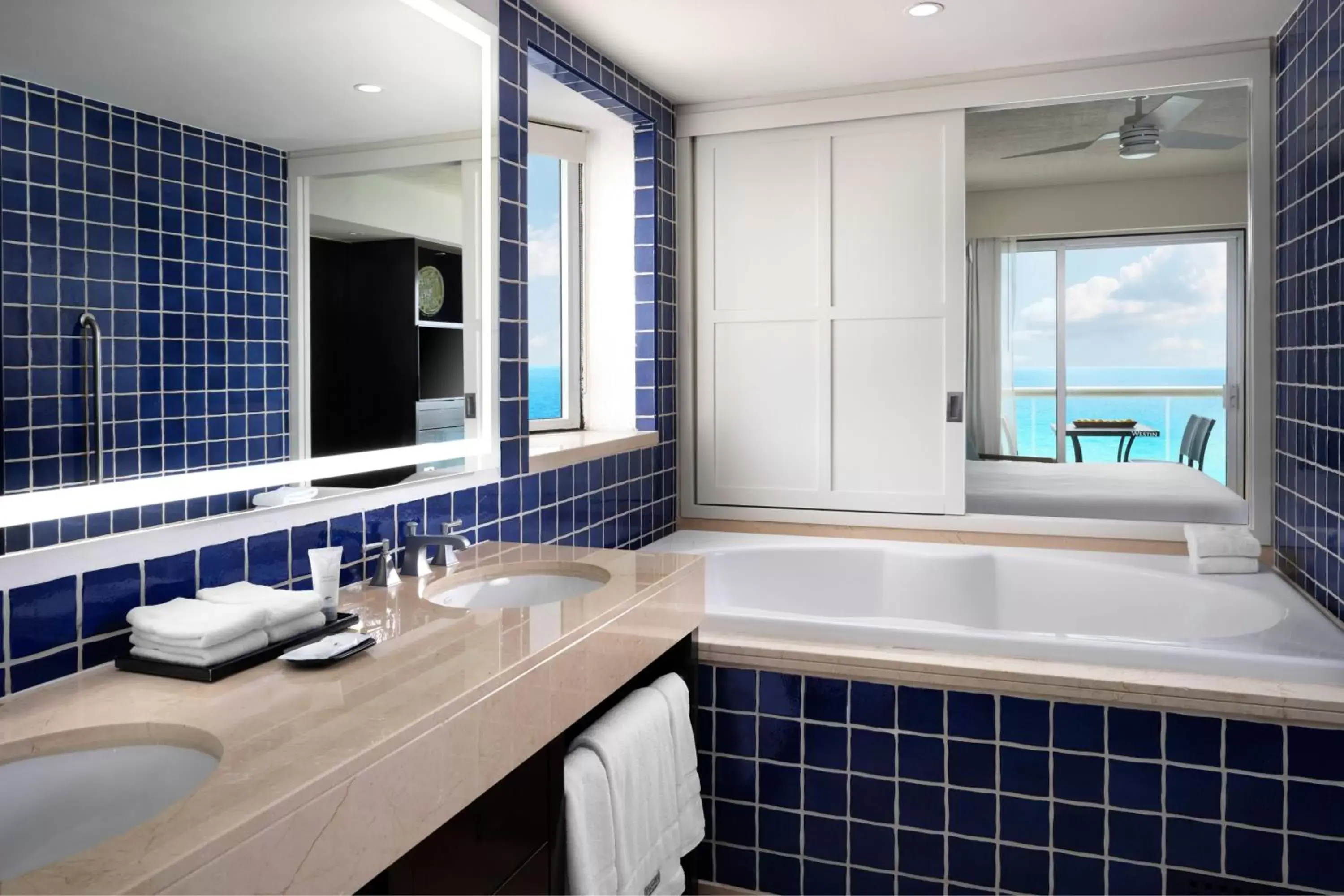 Bathroom in The Westin Lagunamar Ocean Resort Villas & Spa Cancun