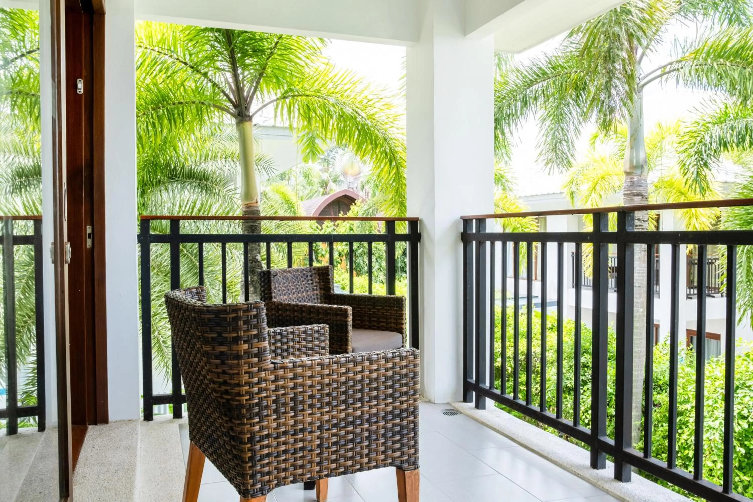 Photo of the whole room, Balcony/Terrace in Destination Resorts Phuket Karon Beach - SHA Extra Plus