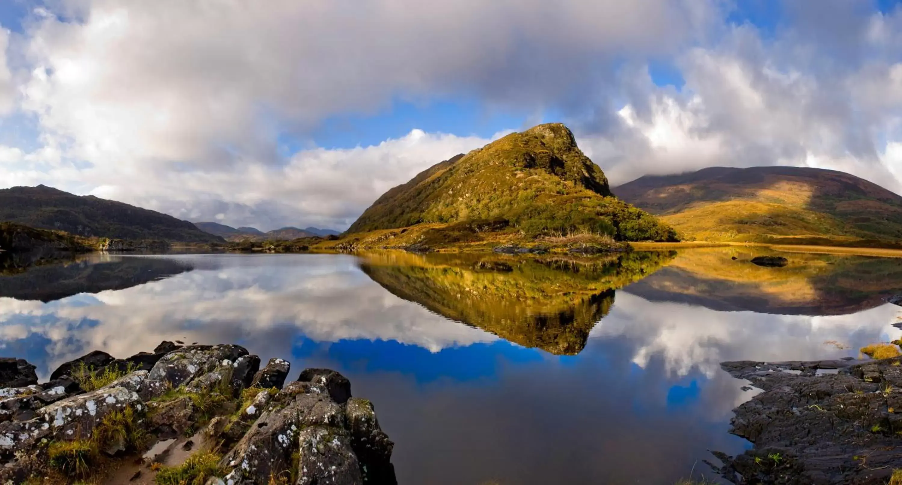 Hiking, Natural Landscape in The Killarney Park