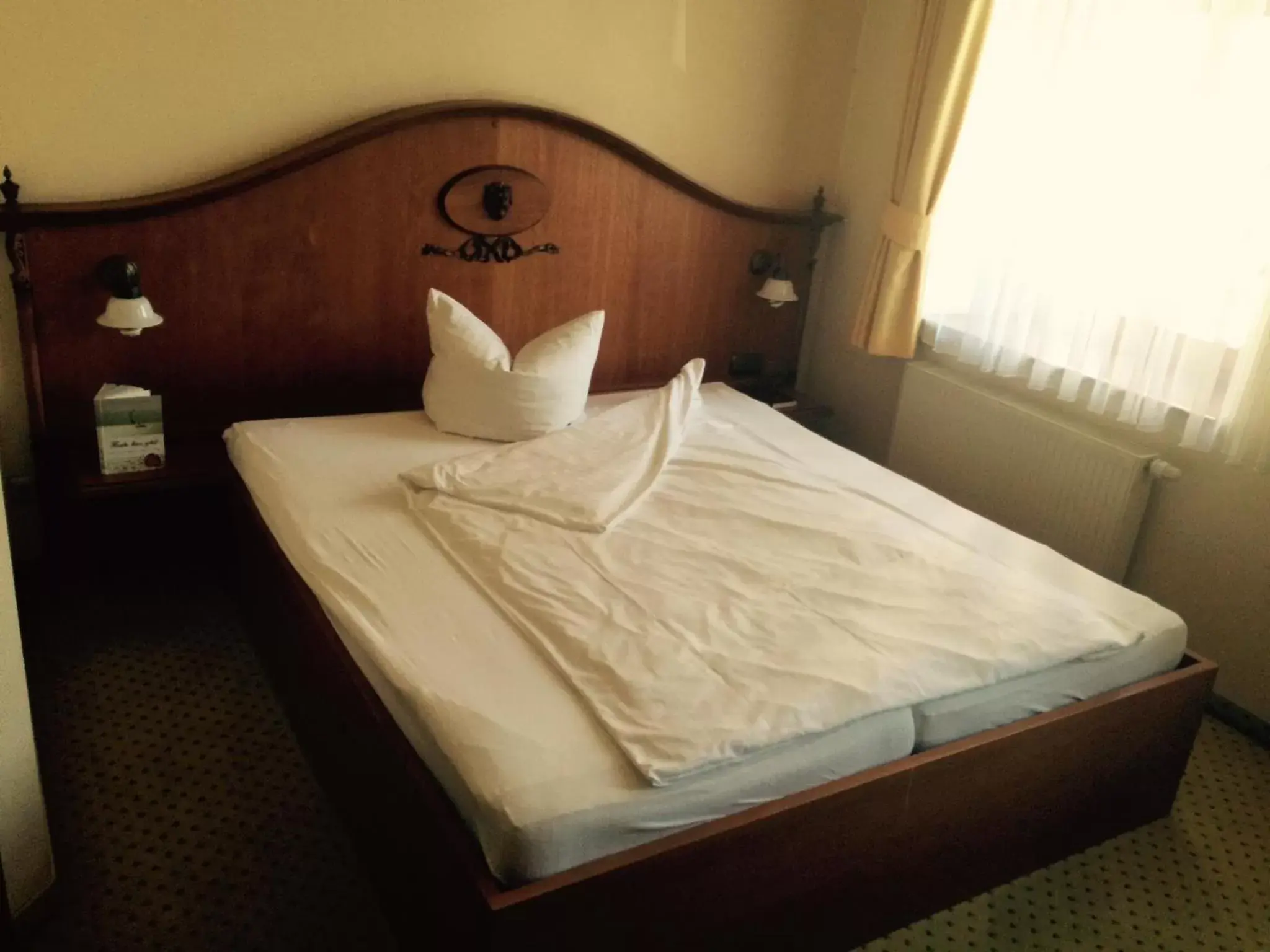 Bed in Hotel Goldner Loewe