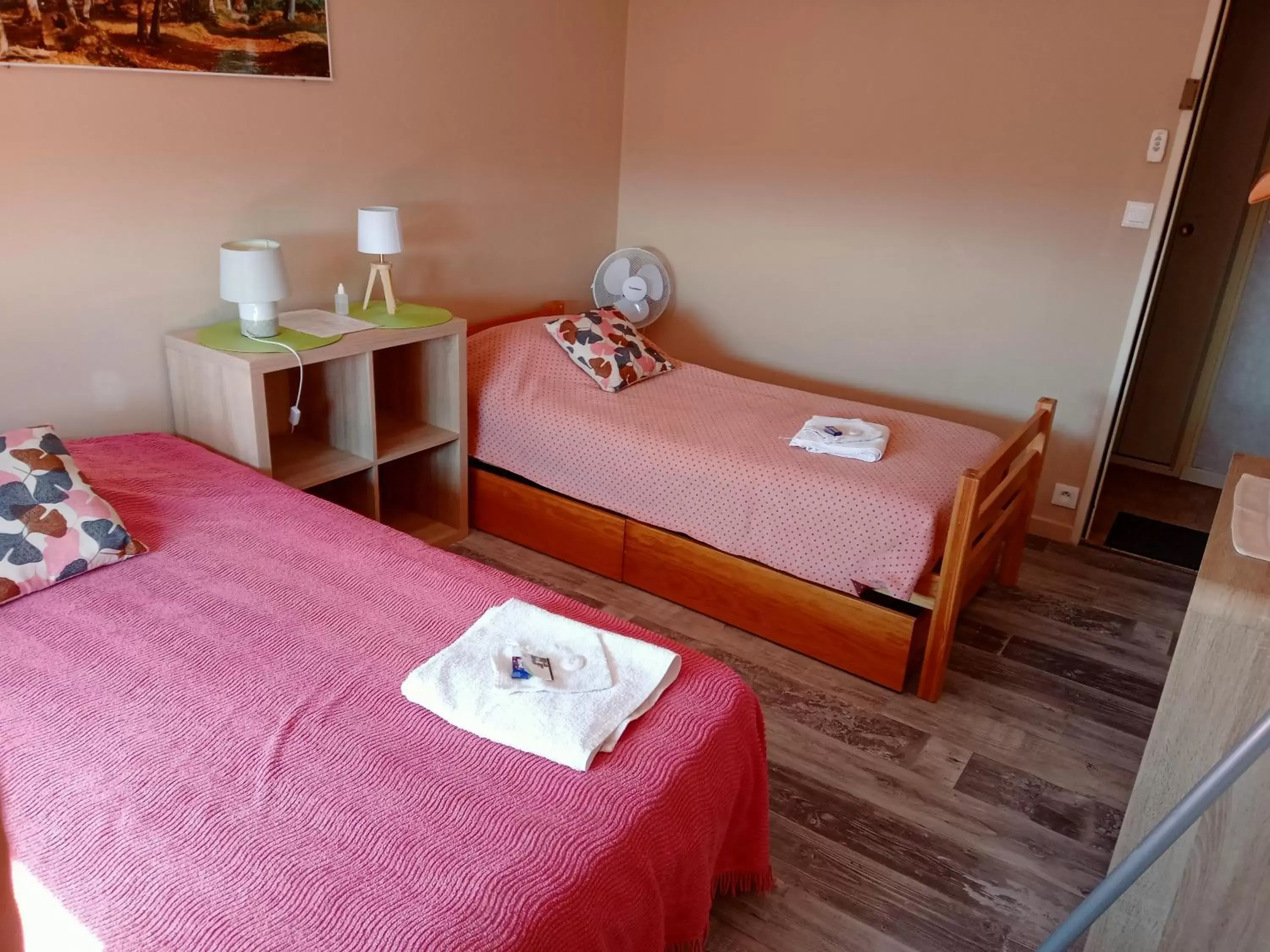 Bedroom, Bed in Villa Détente Dauphinoise