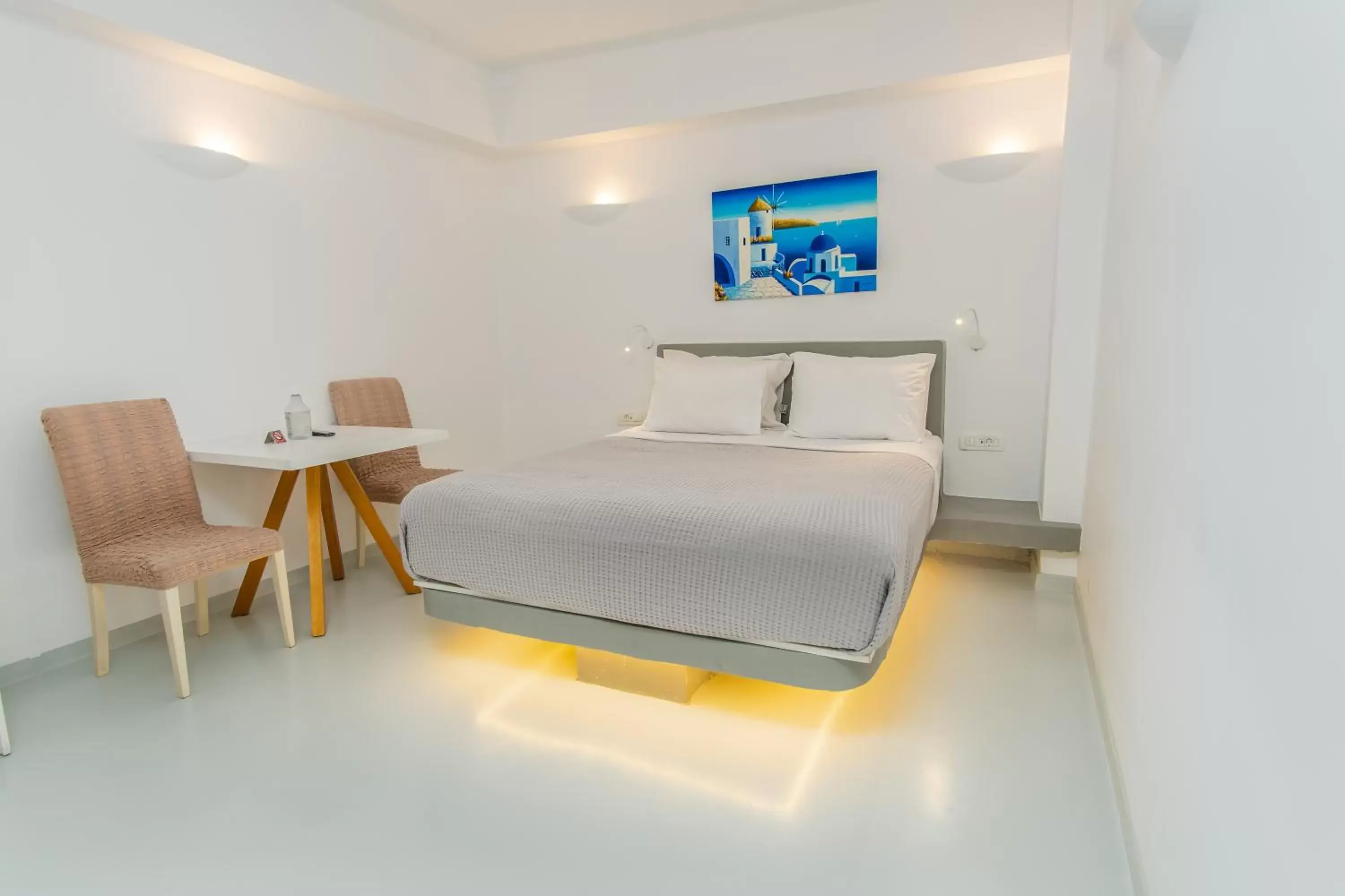 Bedroom, Bed in Central Fira Suites