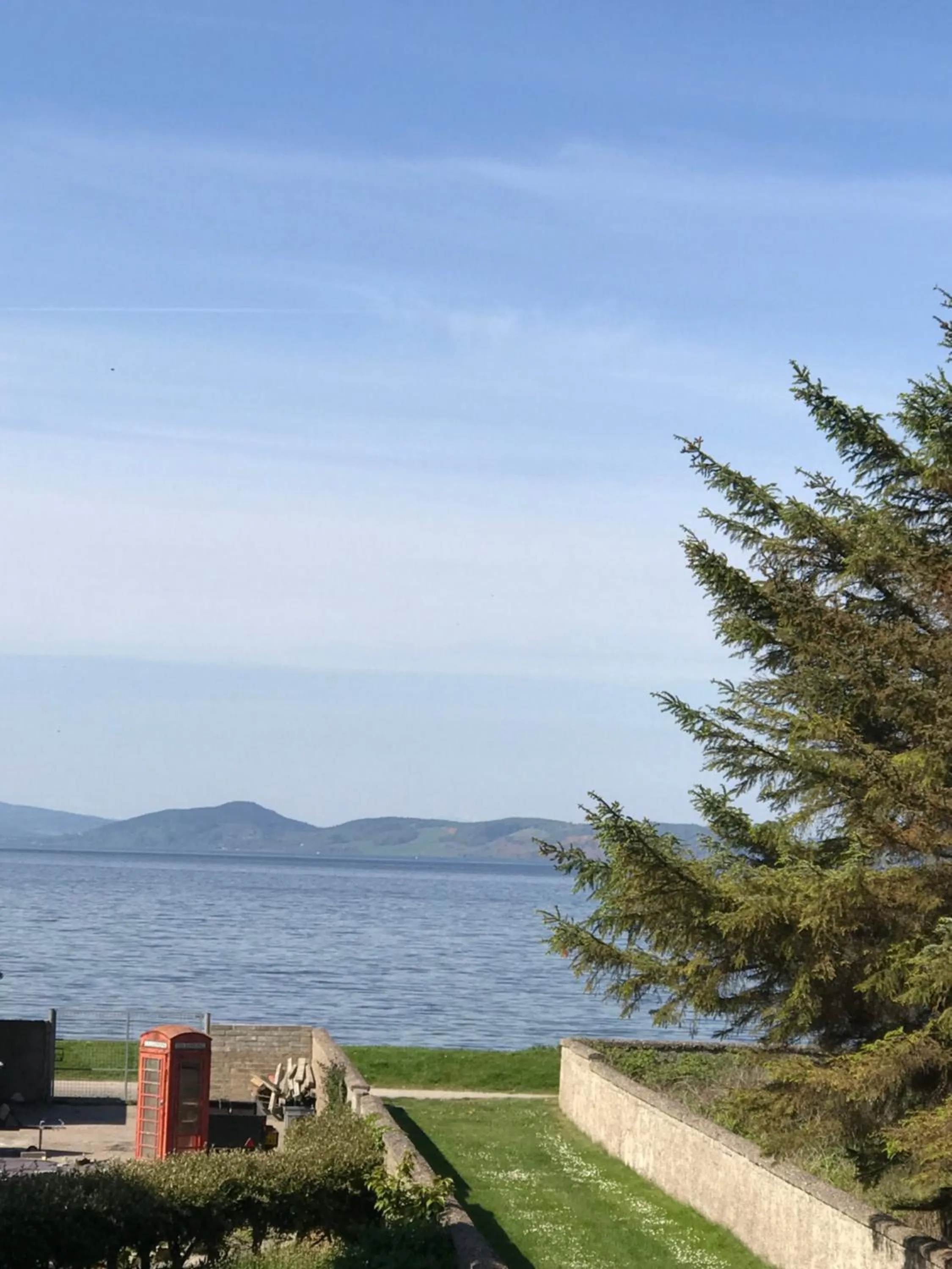 Sea view in Inchrye Bed & Breakfast