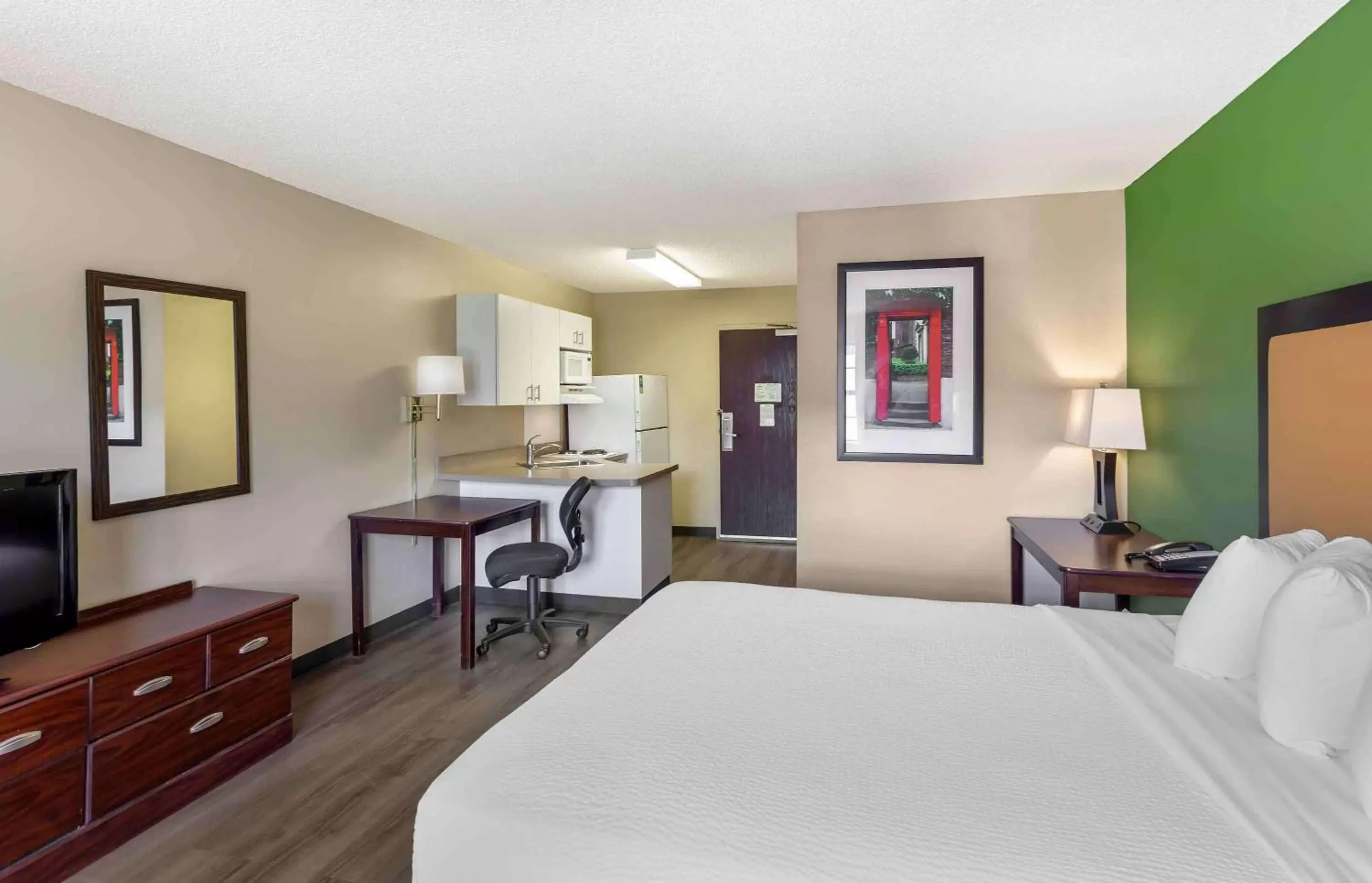 Bedroom in Extended Stay America Suites - Salt Lake City - Union Park