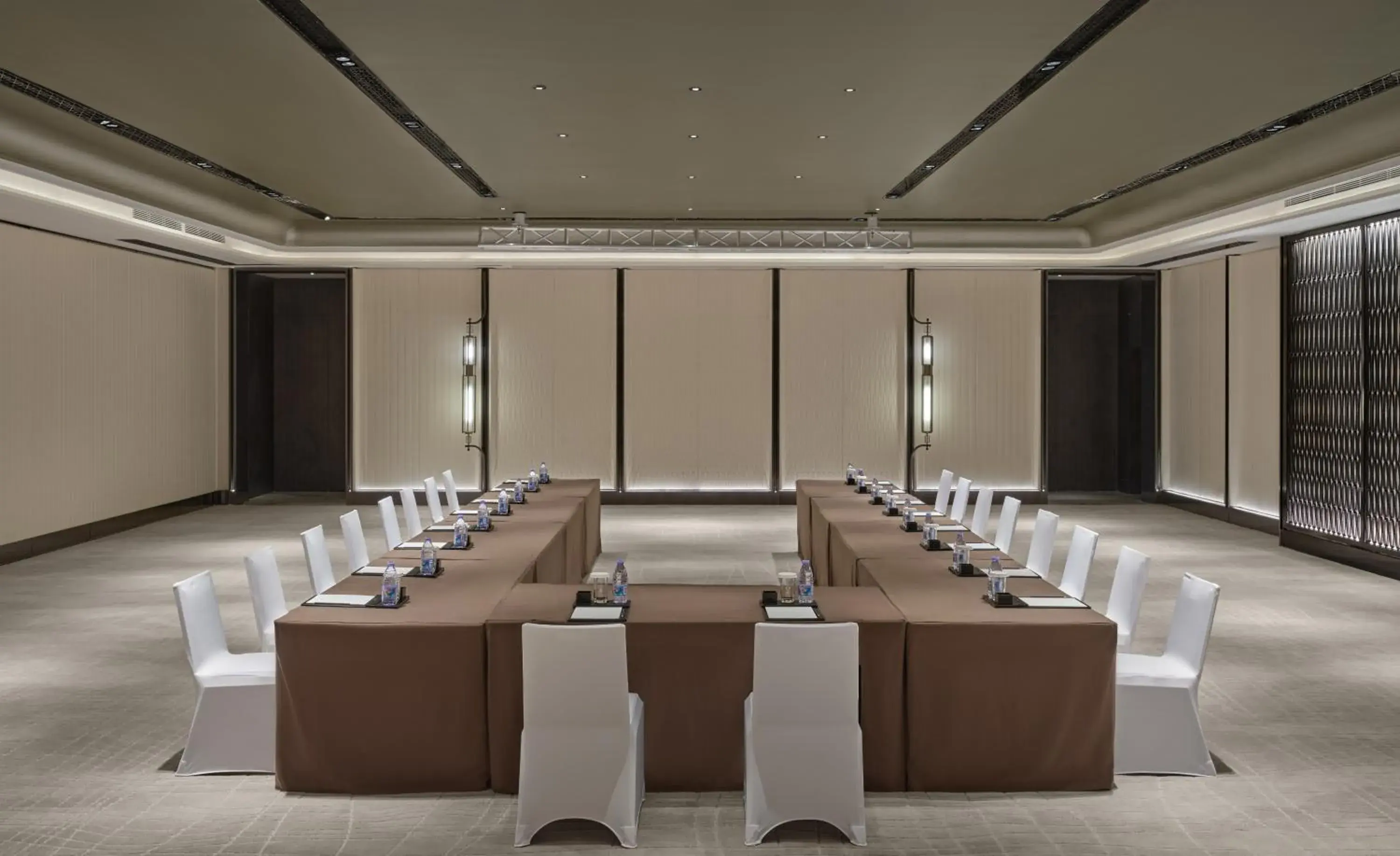 Meeting/conference room in InterContinental Hotels Shenzhen WECC, an IHG Hotel