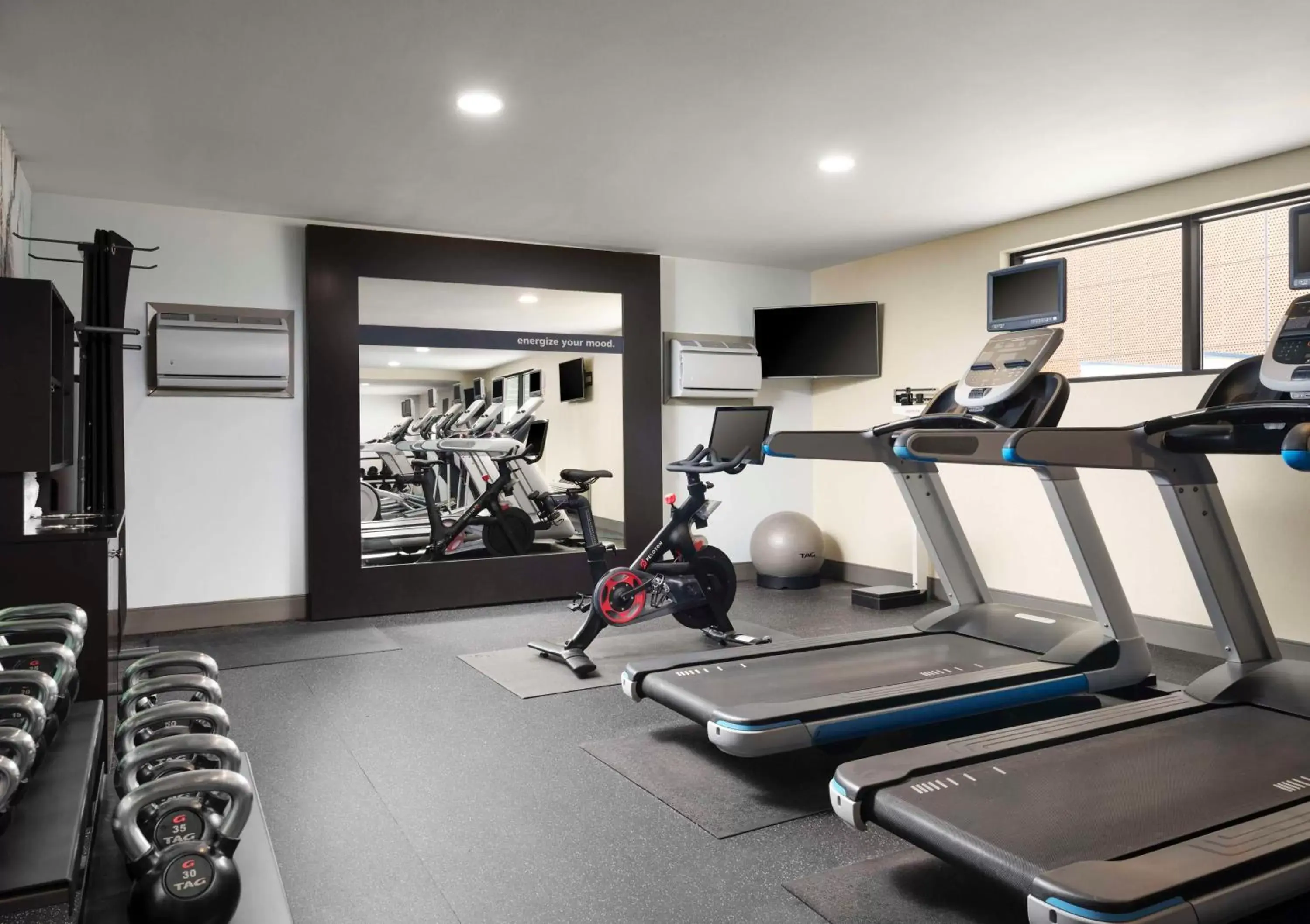 Fitness centre/facilities, Fitness Center/Facilities in Hampton Inn & Suites Austin-Downtown/Convention Center