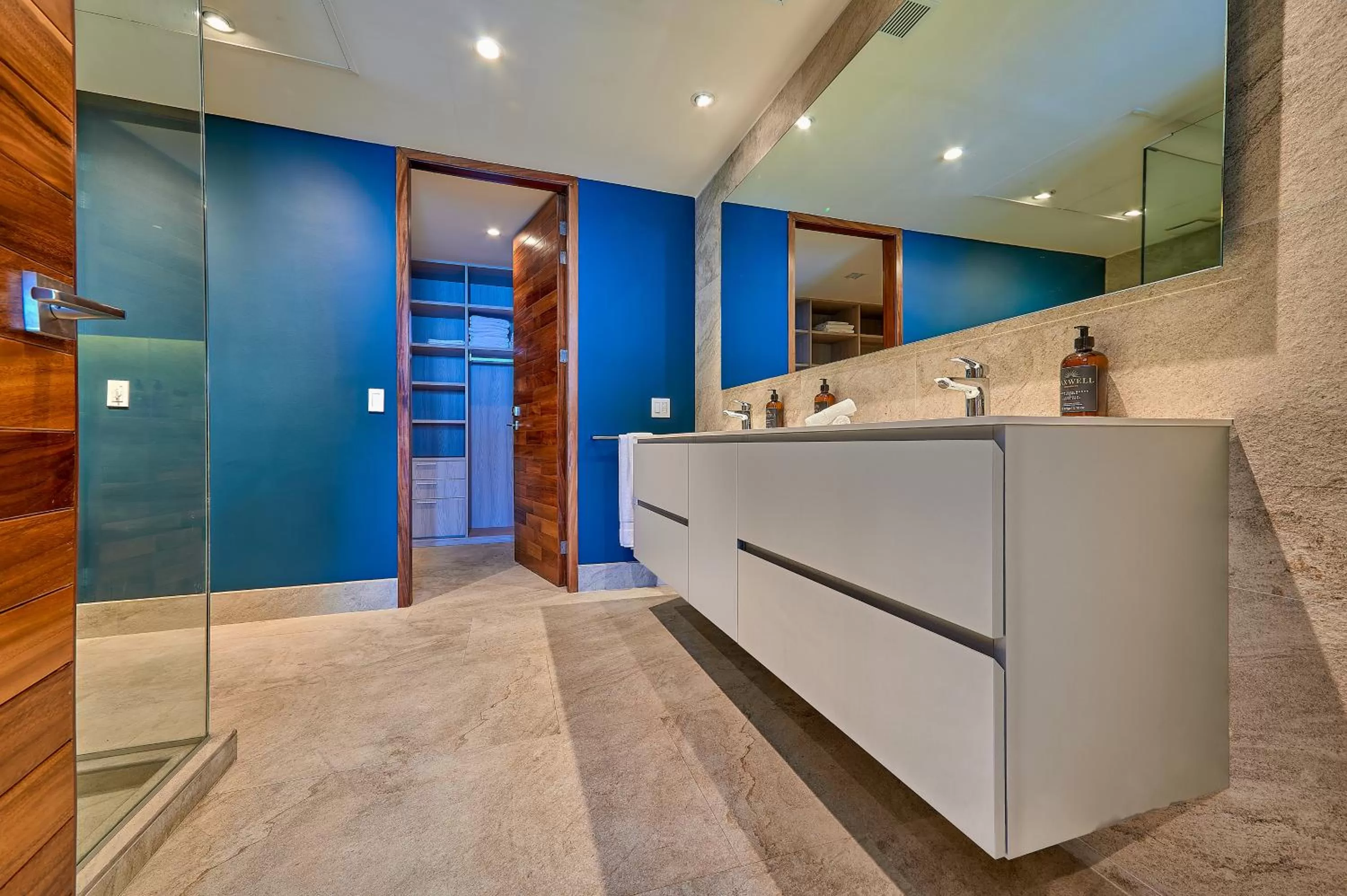 Bathroom in Maxwell Residences at Indah