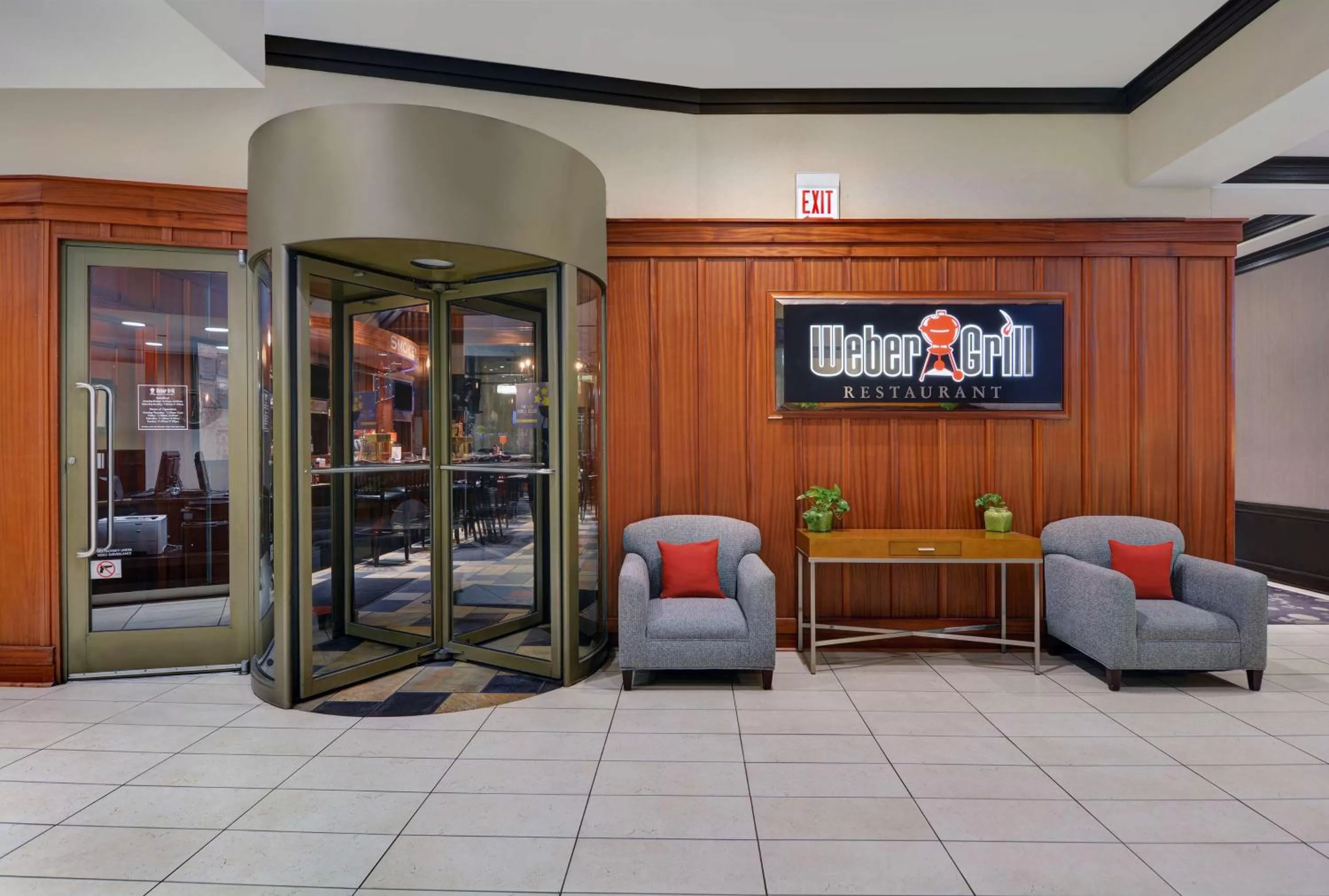 Restaurant/places to eat in Hilton Garden Inn Chicago Downtown/Magnificent Mile