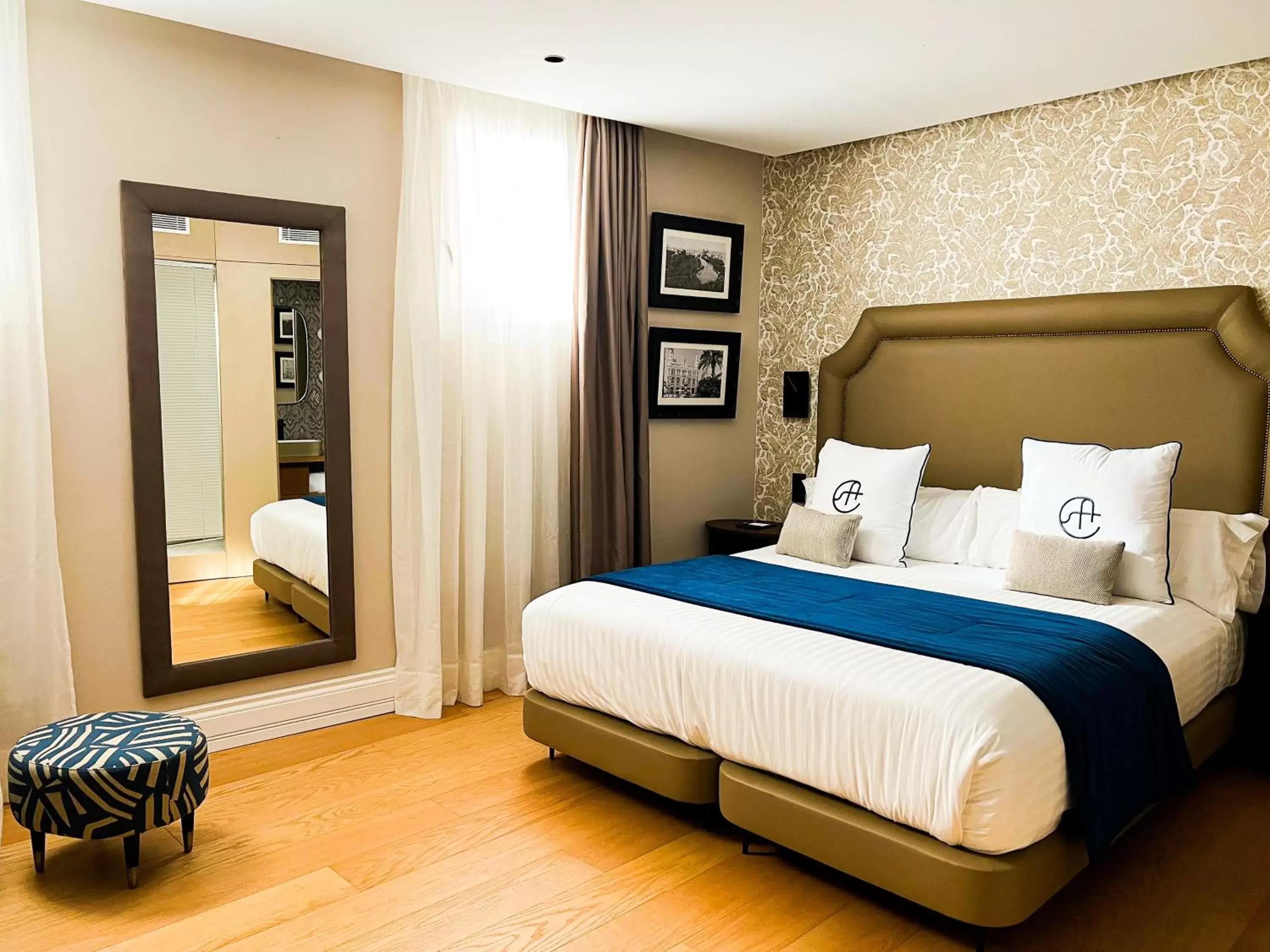 Bed in Boutique Hotel Cordial Plaza Mayor de Santa Ana Bed in Boutique Hotel Cordial Plaza Mayor de Santa Ana